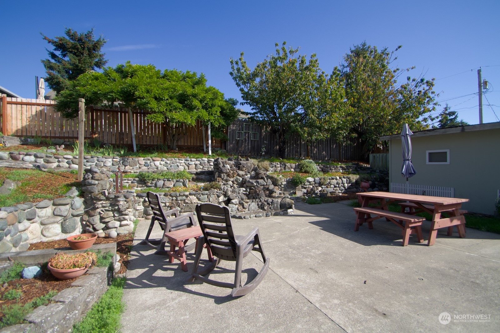 612 Redwood Street