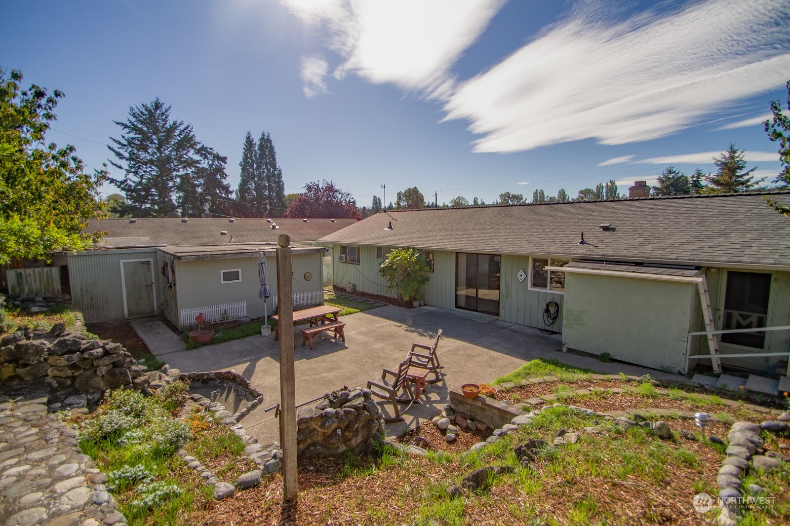 612 Redwood Street