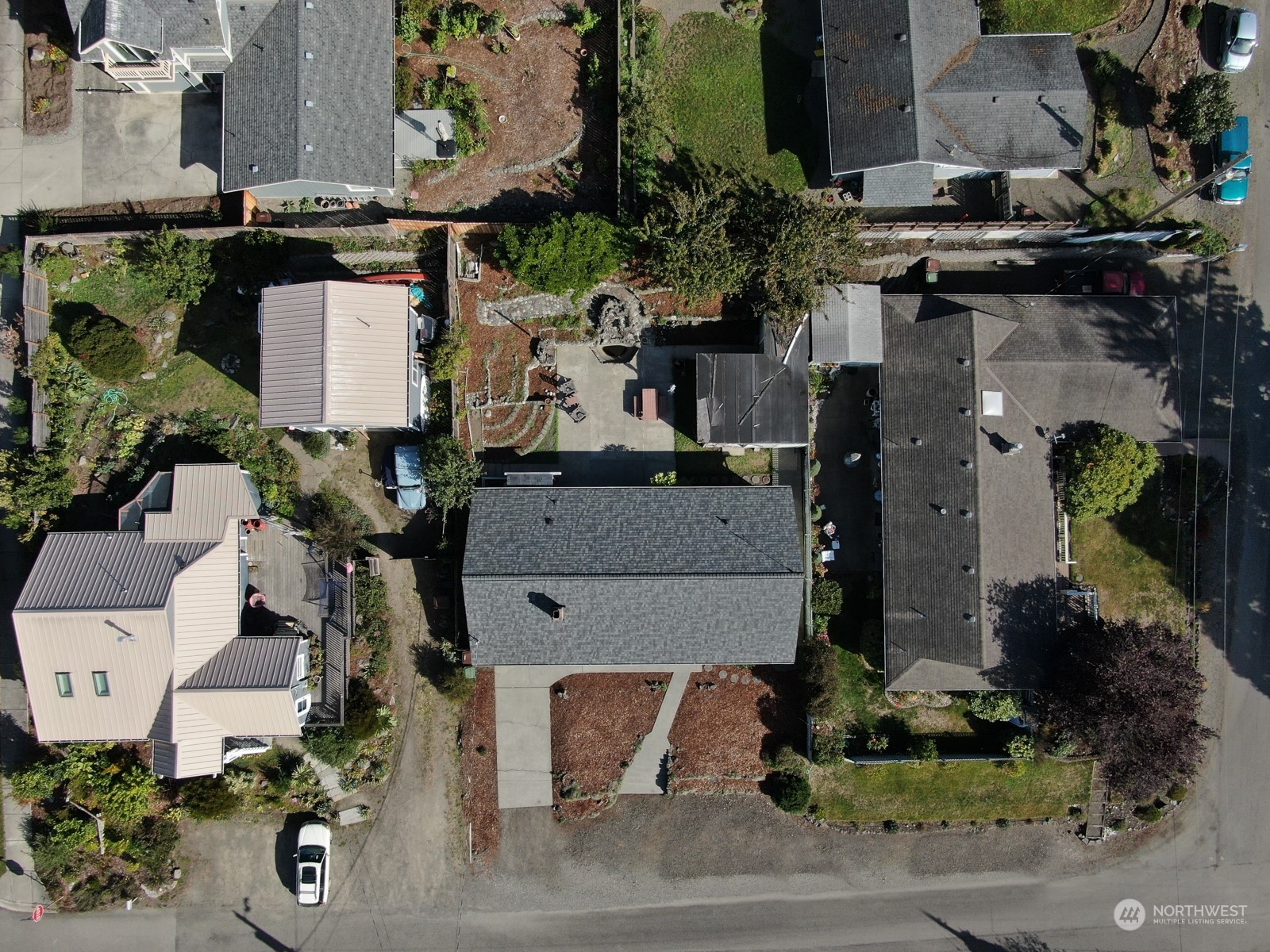 612 Redwood Street