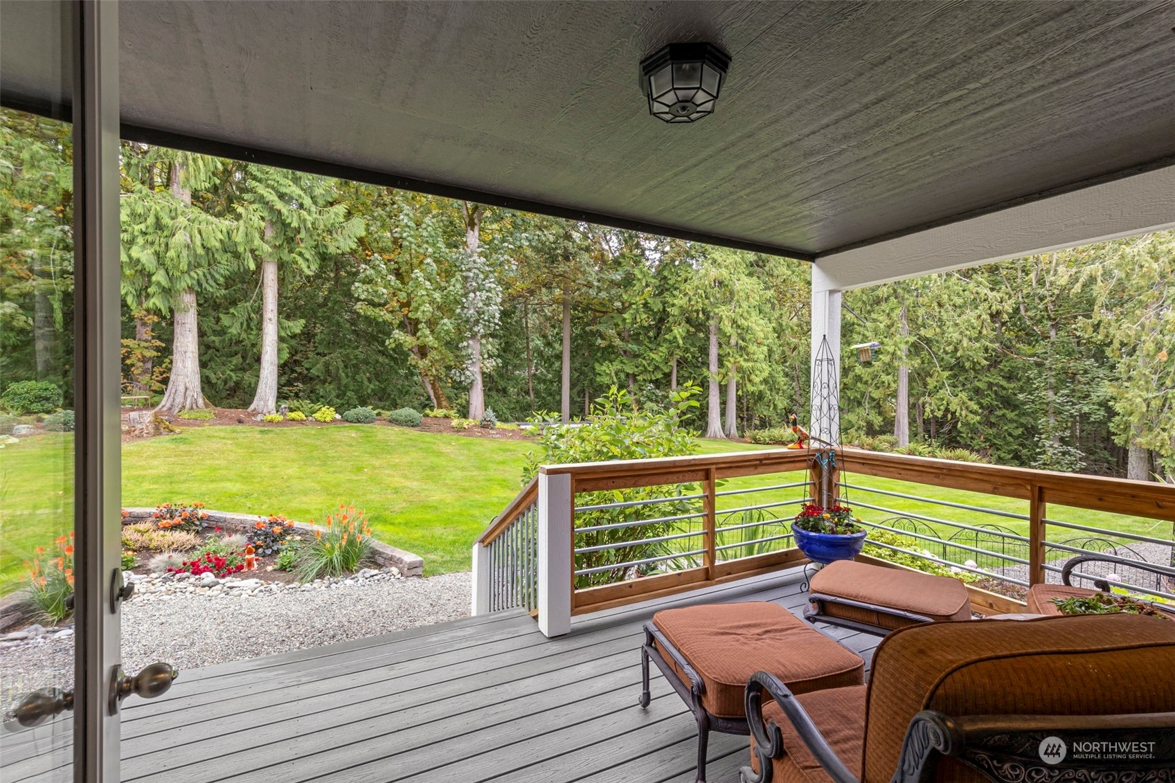 101 W Rue Lavande Lane NE