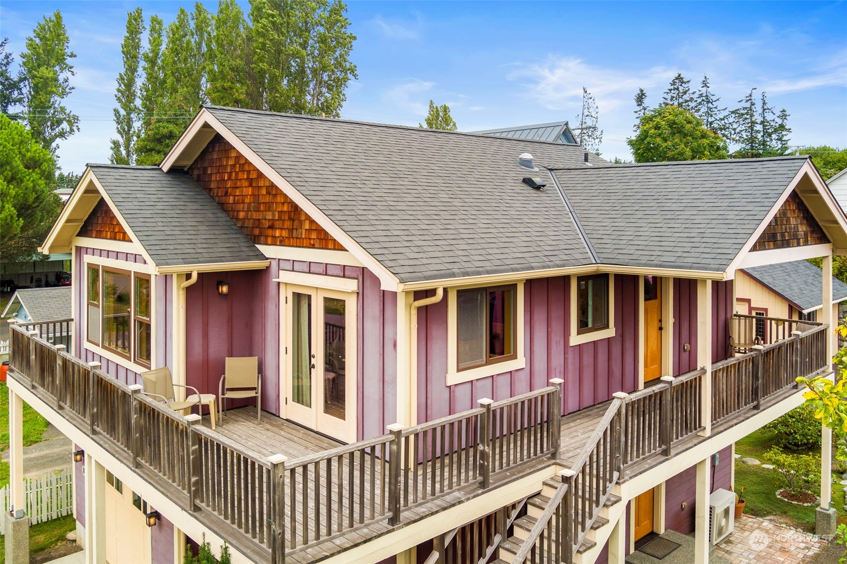 930 Calhoun Street