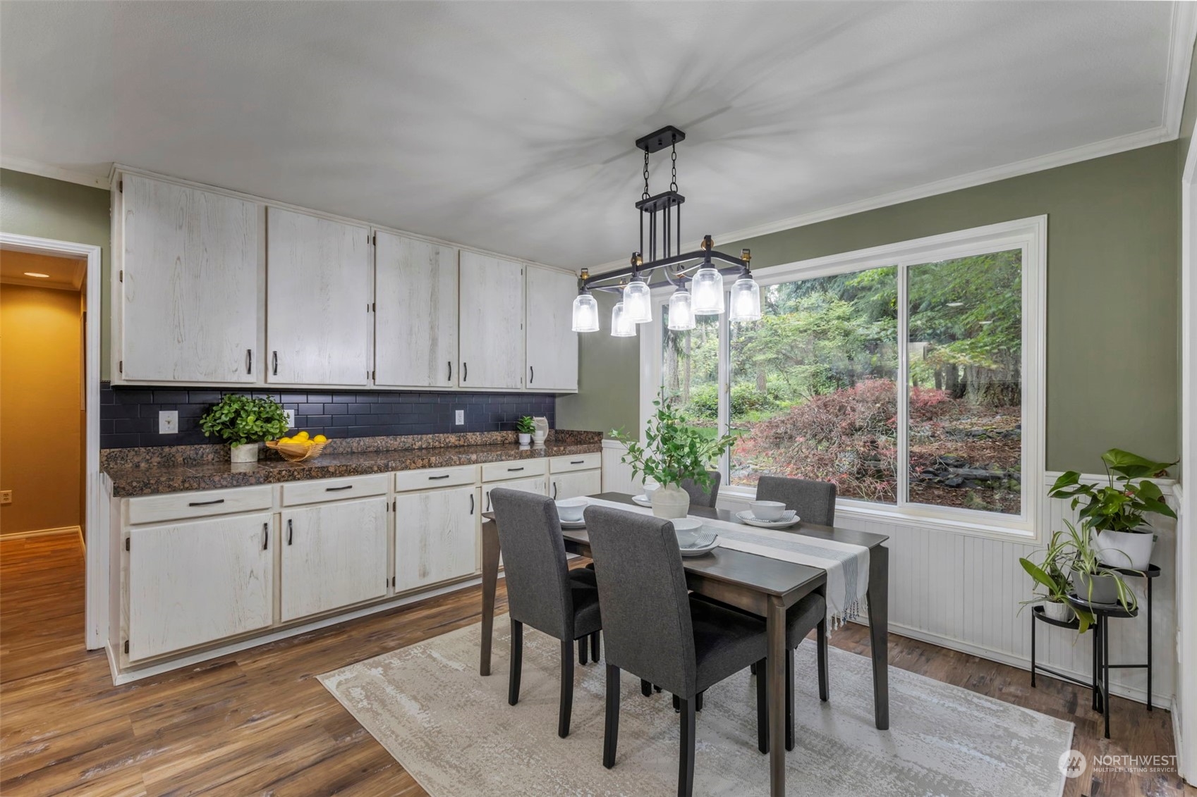 211 Baycliff Drive