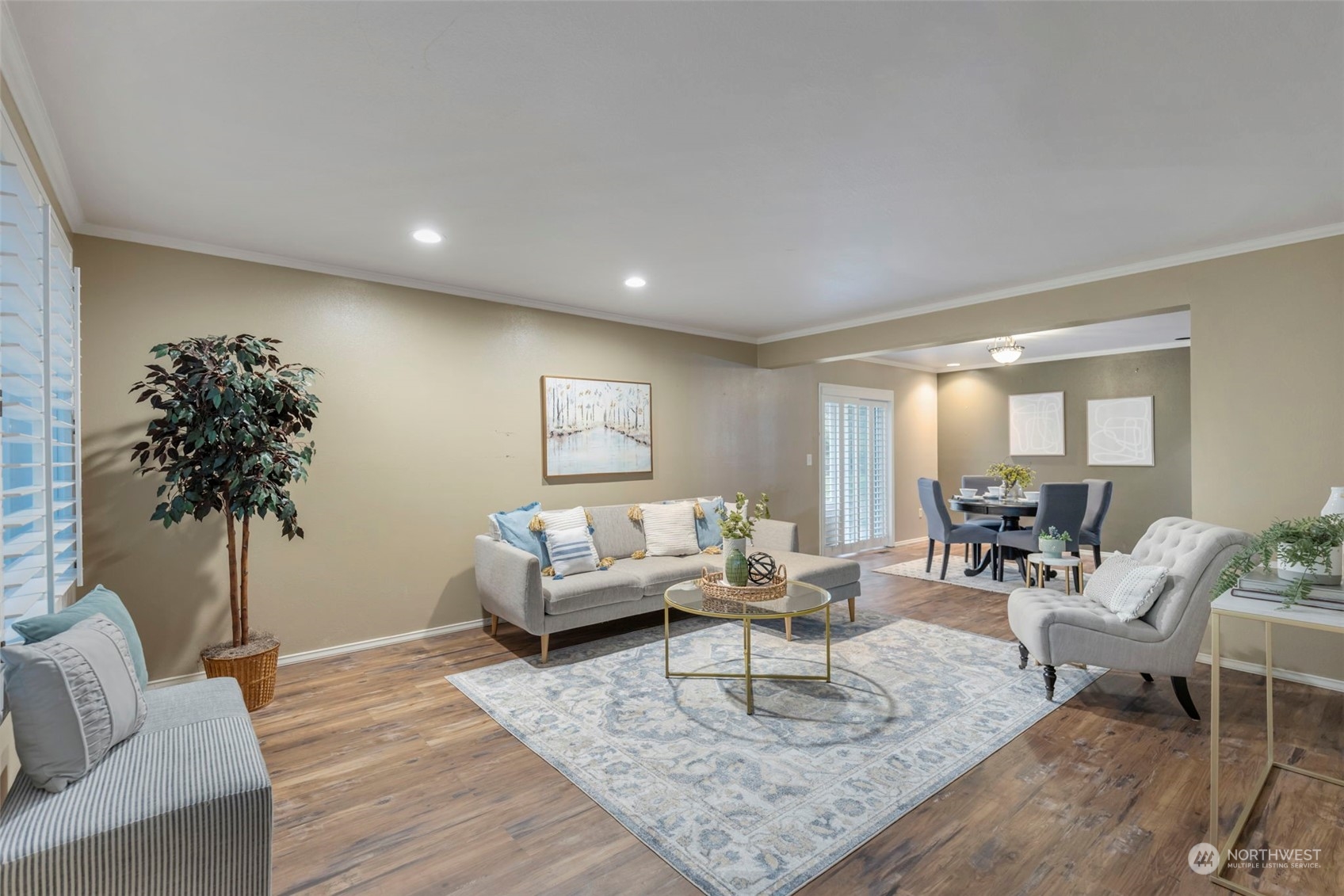 211 Baycliff Drive