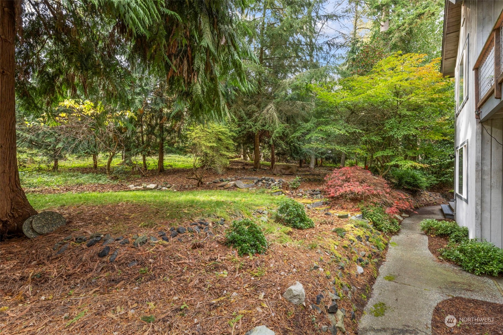 211 Baycliff Drive