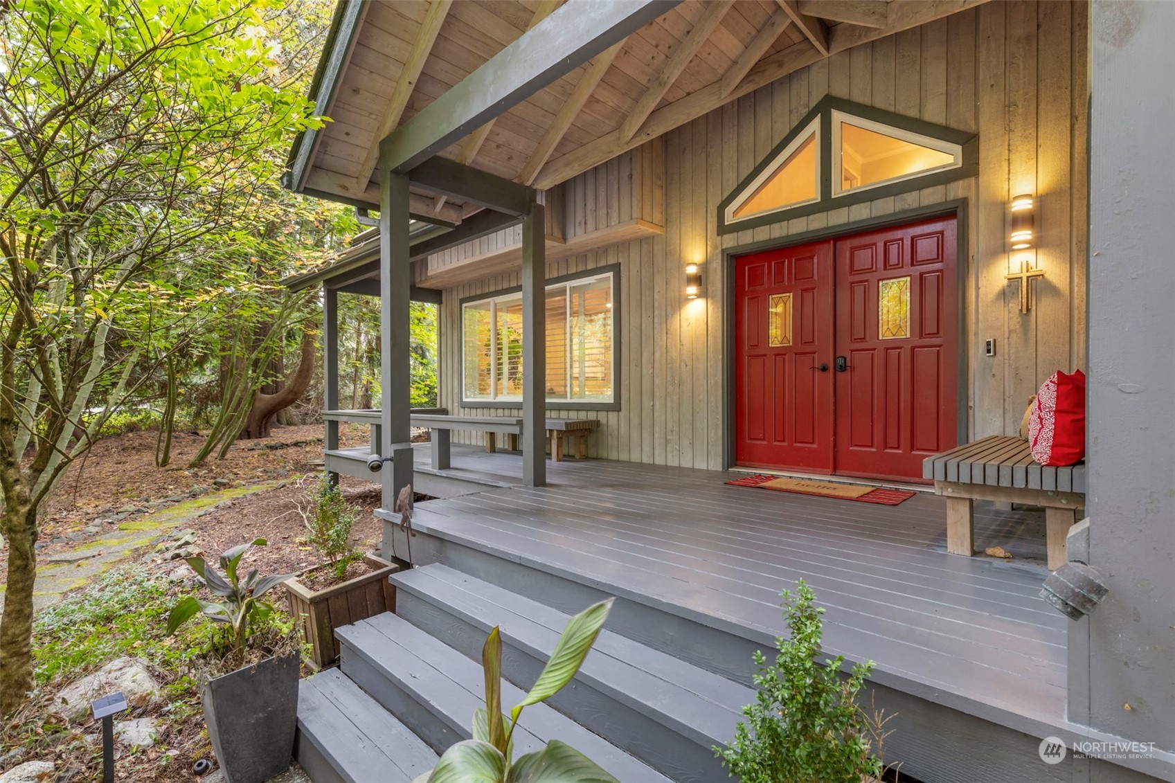 211 Baycliff Drive
