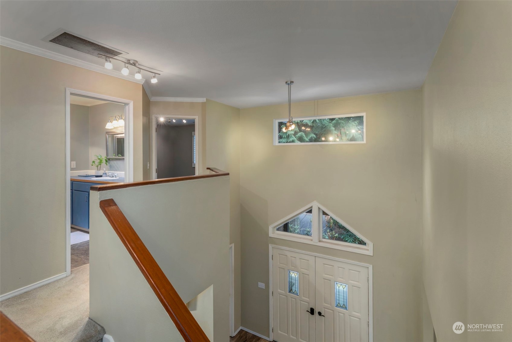 211 Baycliff Drive