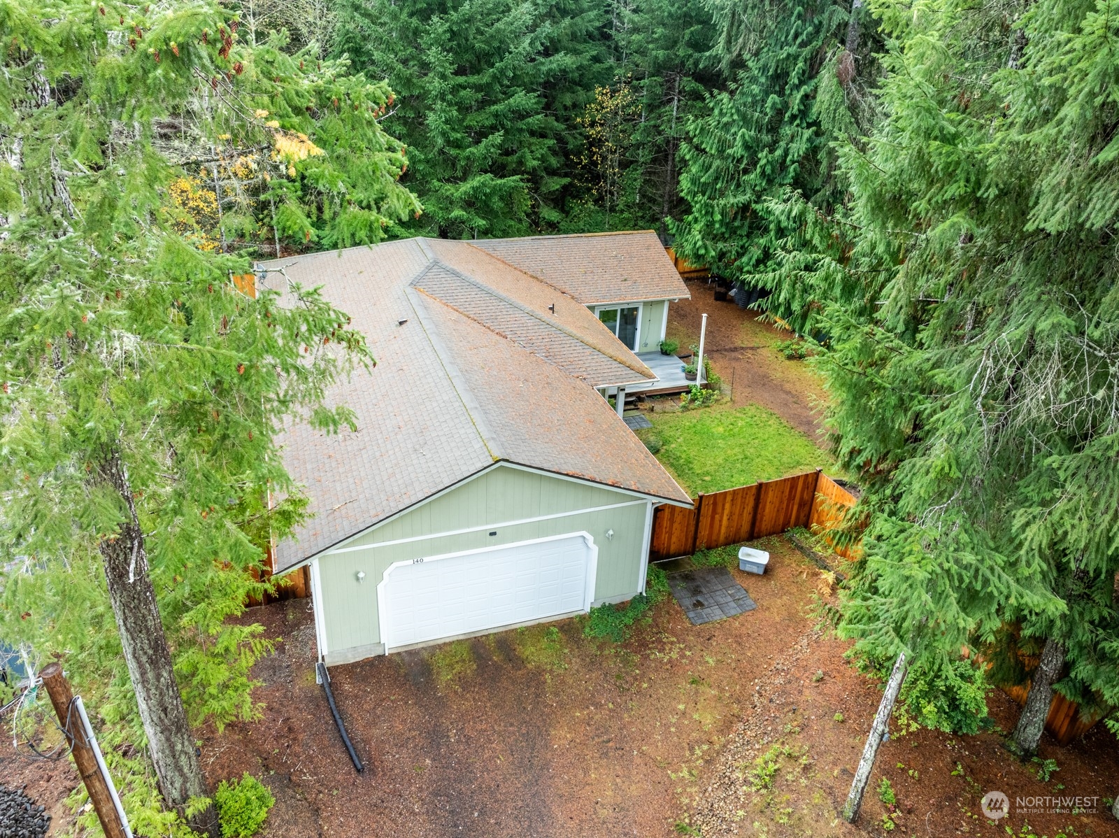 140 E Willopa Road E