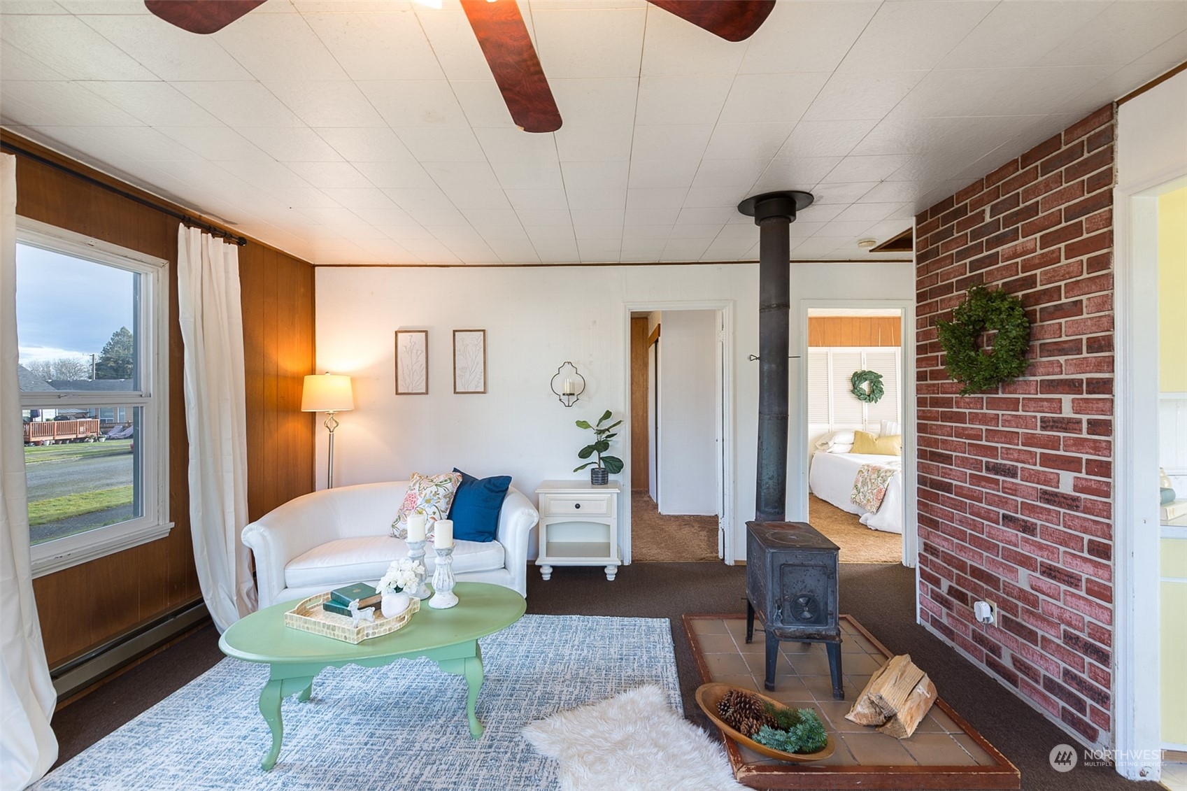 520 W 6th Street