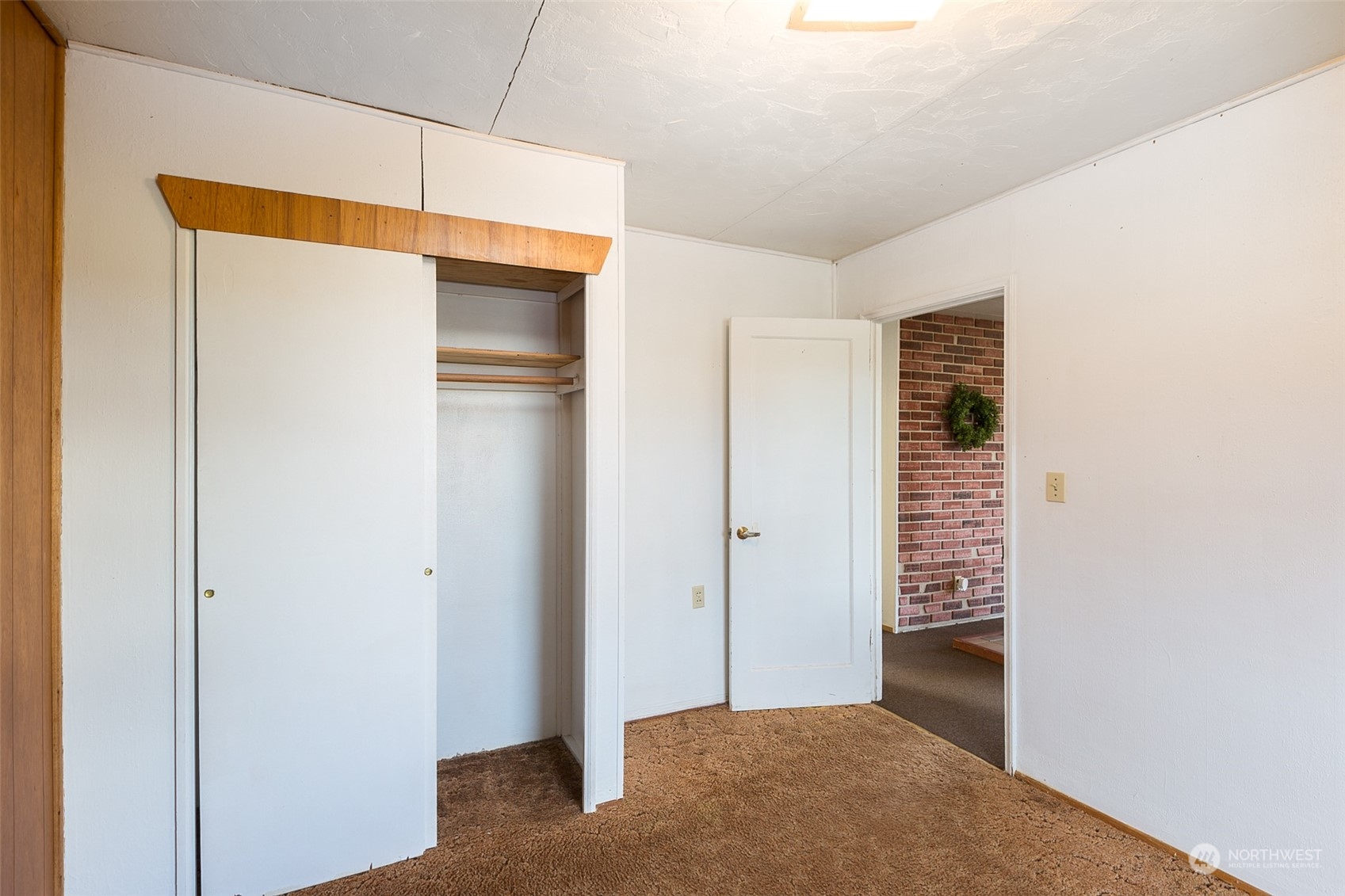 520 W 6th Street
