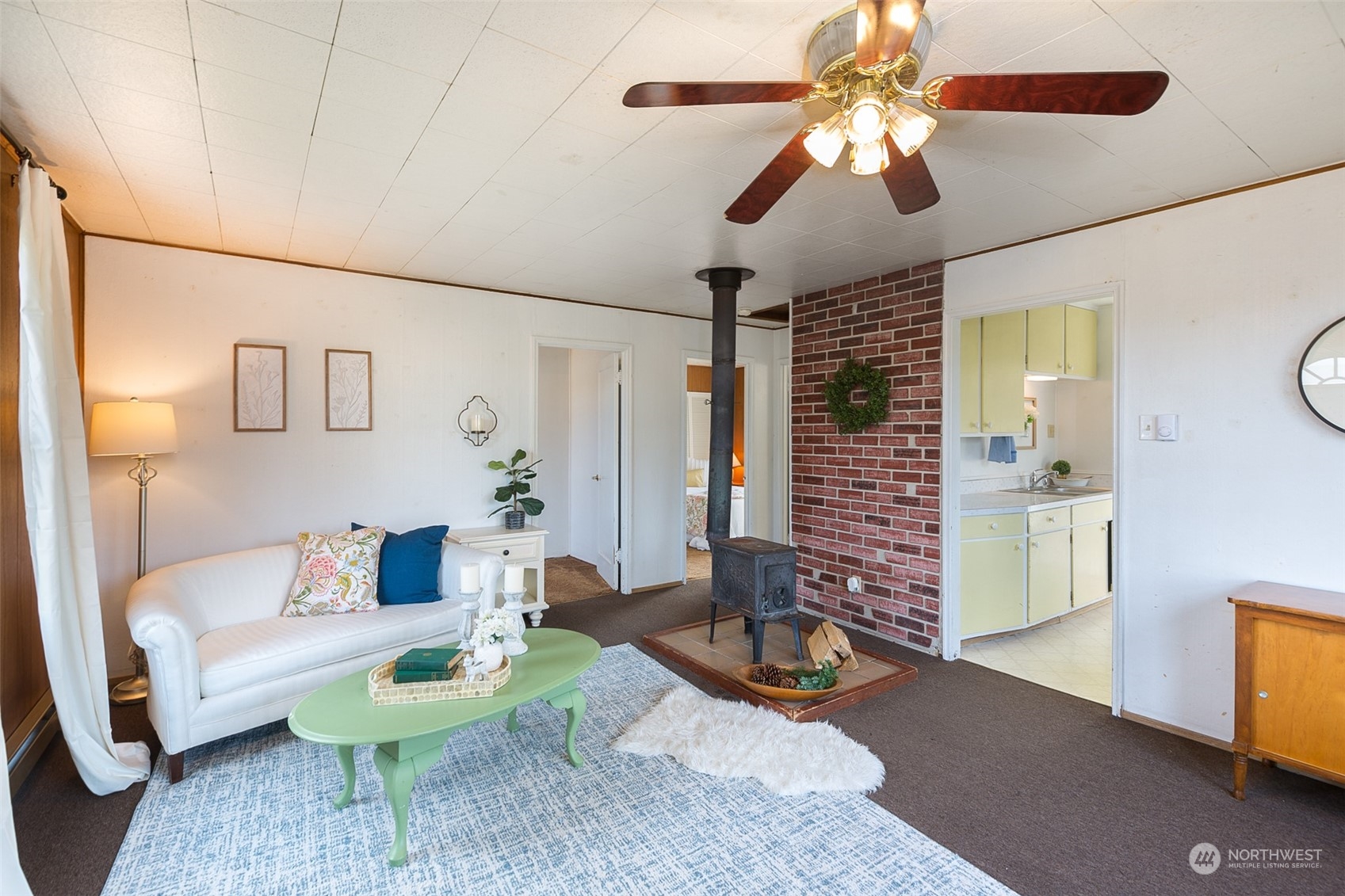 520 W 6th Street