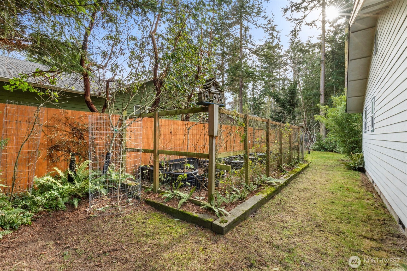 1073 43rd Street