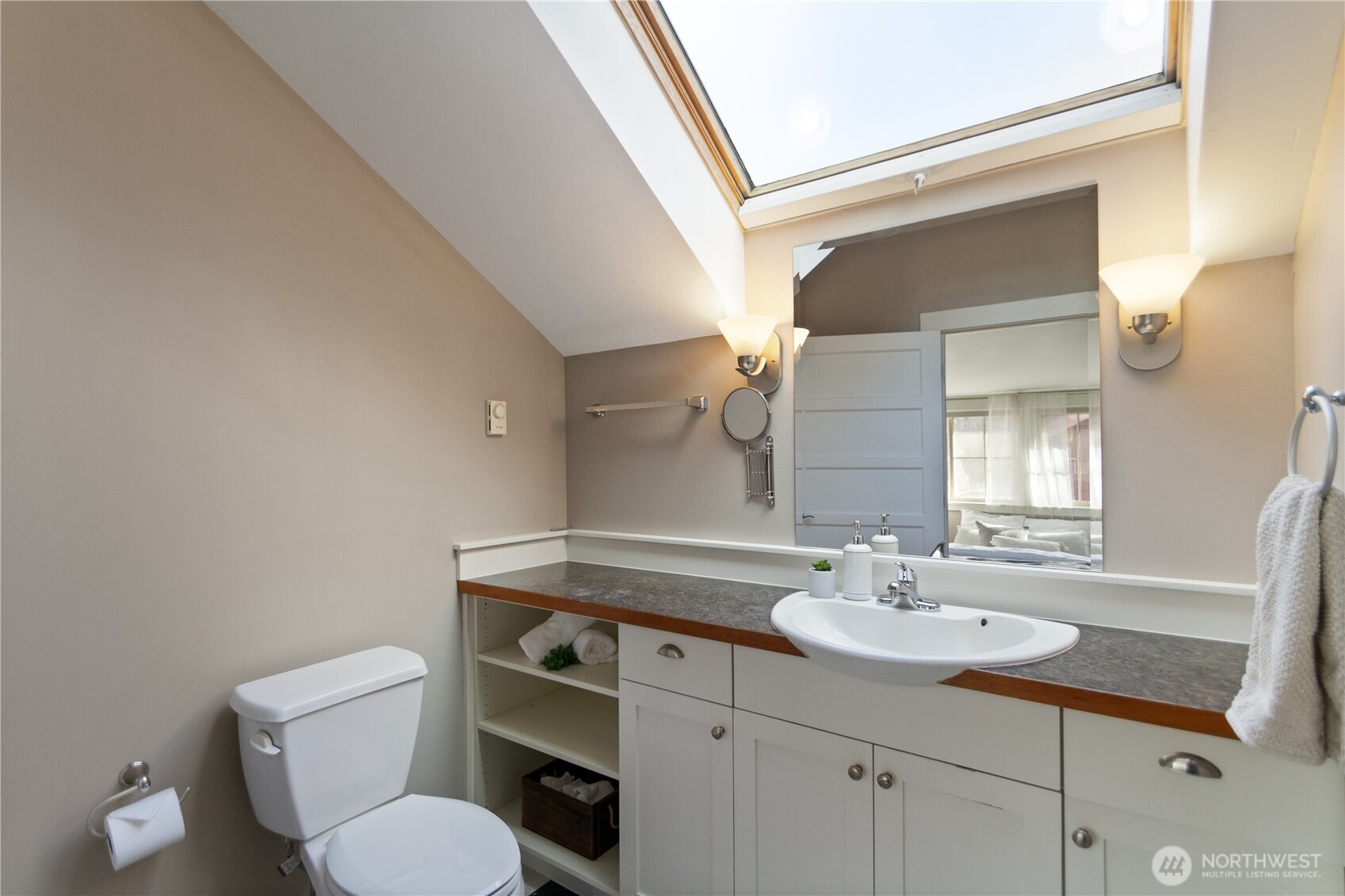 2910 Kimball Court Unit: 6