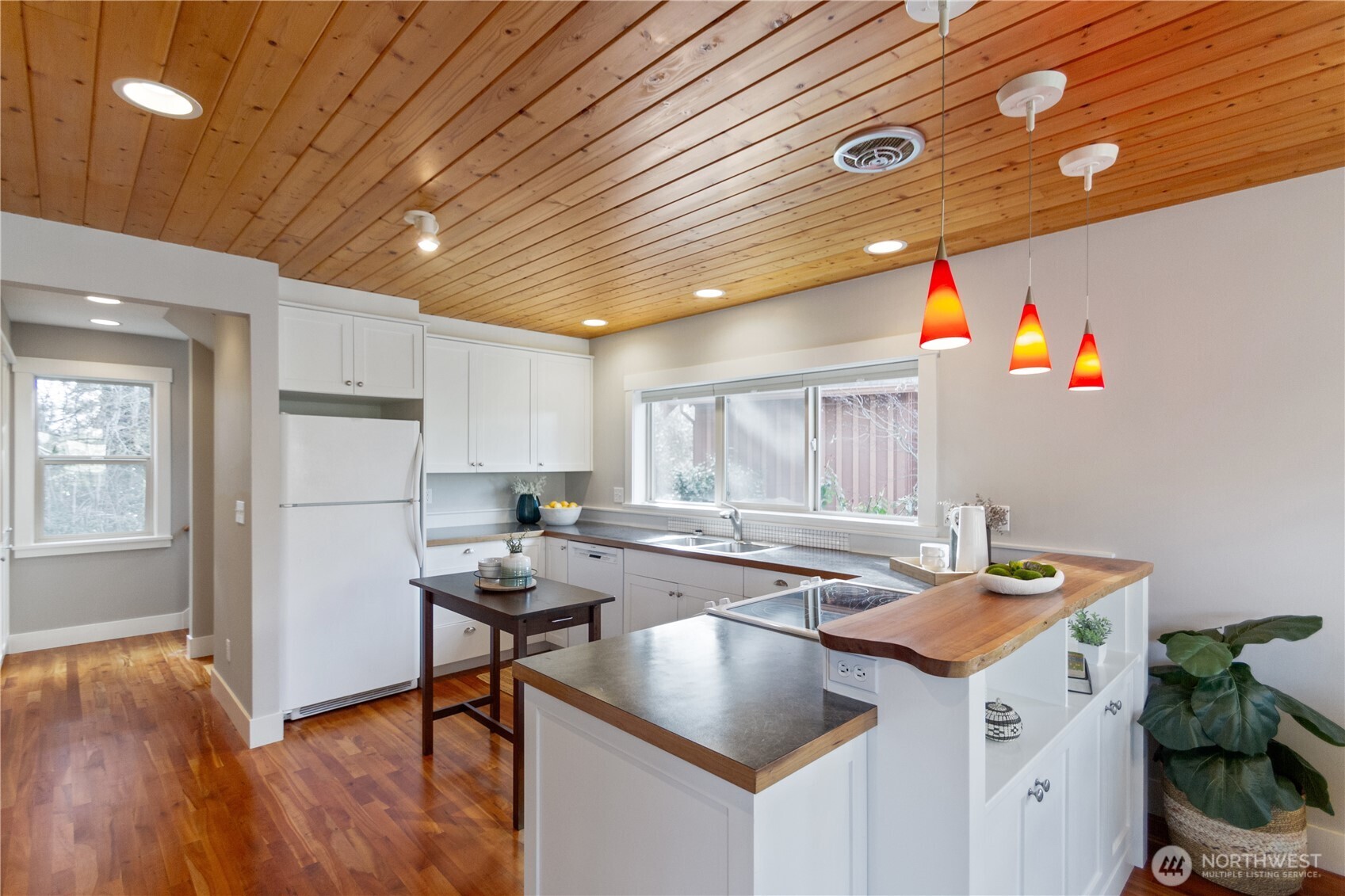 2910 Kimball Court Unit: 6