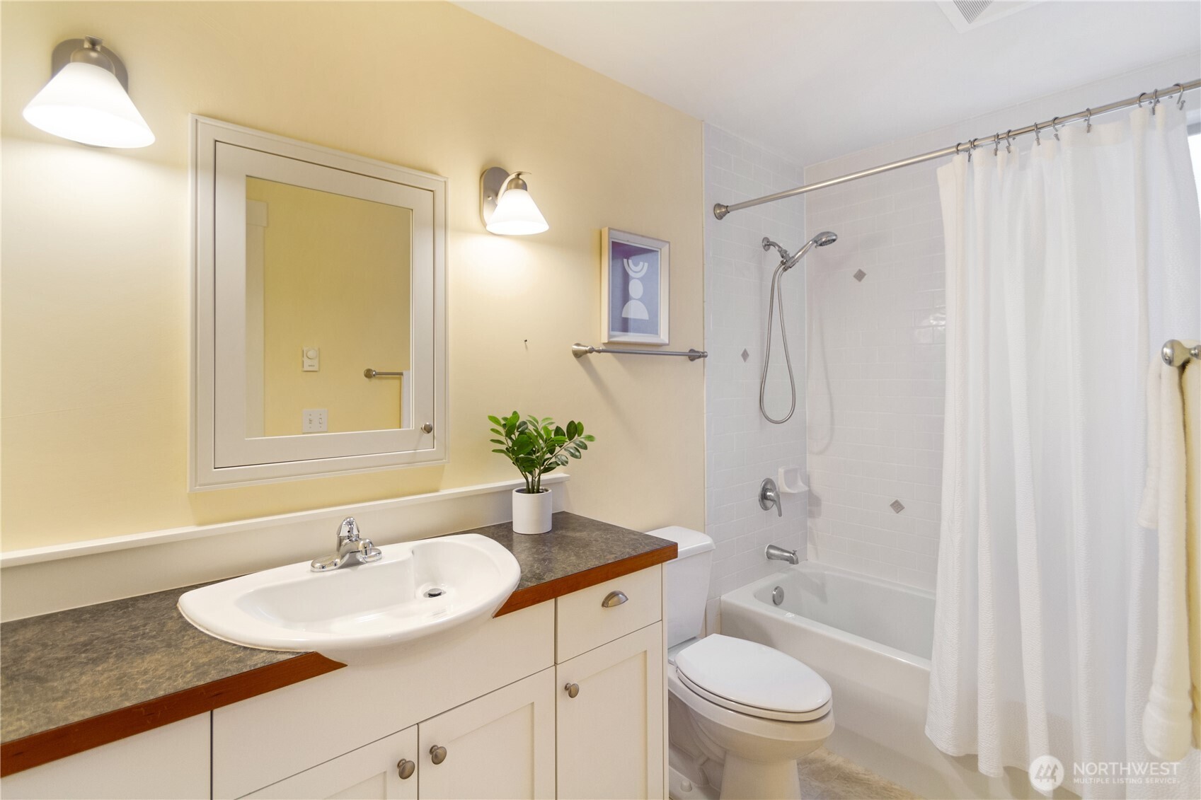 2910 Kimball Court Unit: 6
