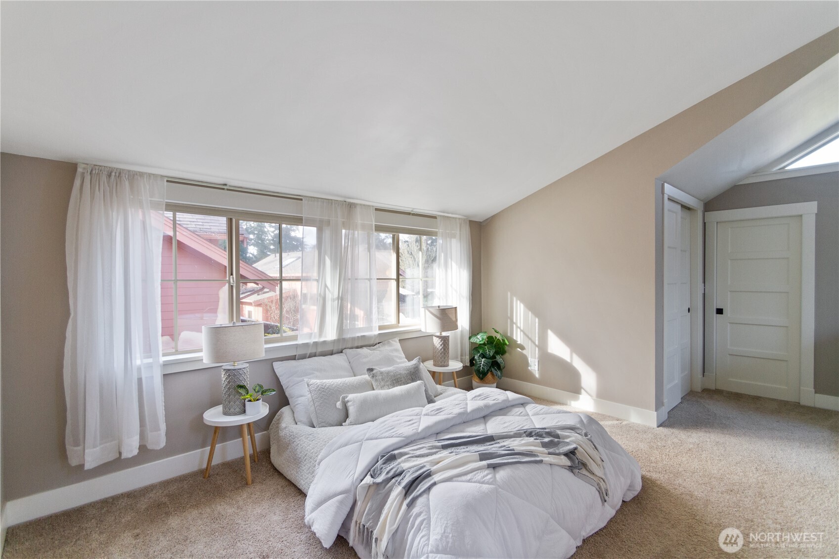 2910 Kimball Court Unit: 6