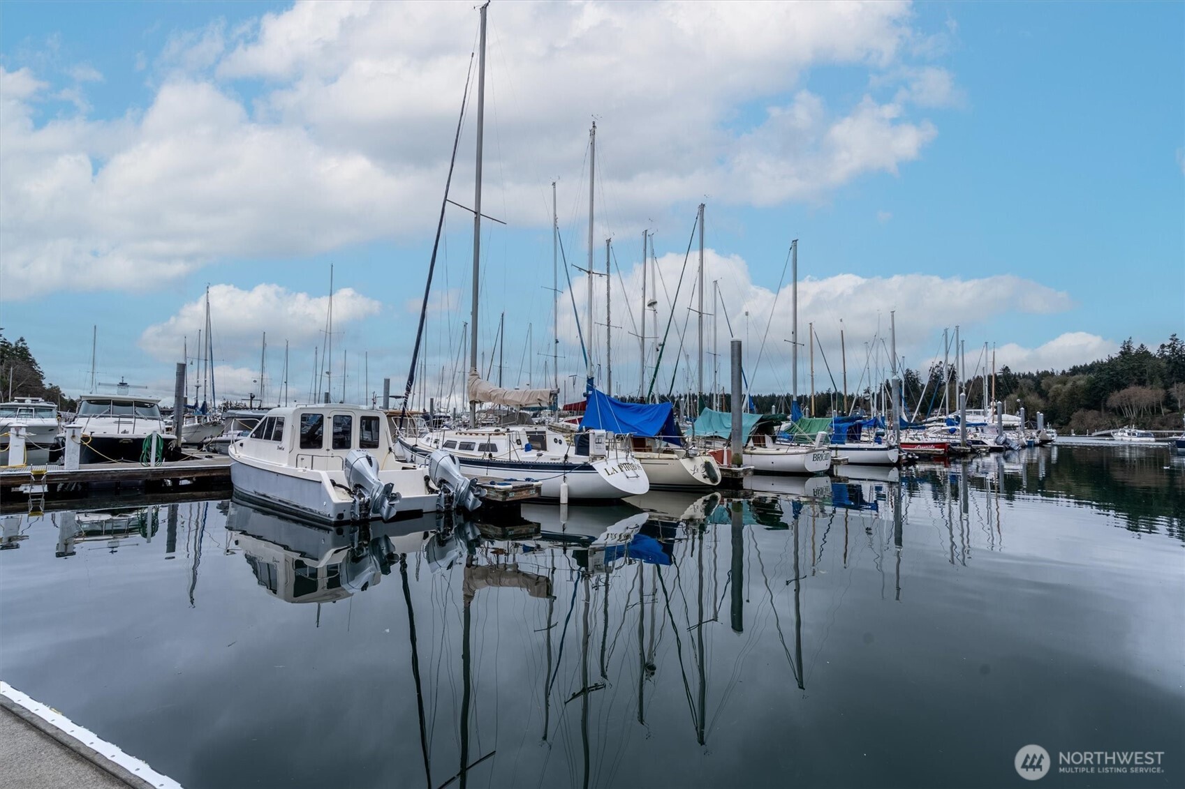 141 Parfitt Way SW Unit: M-42