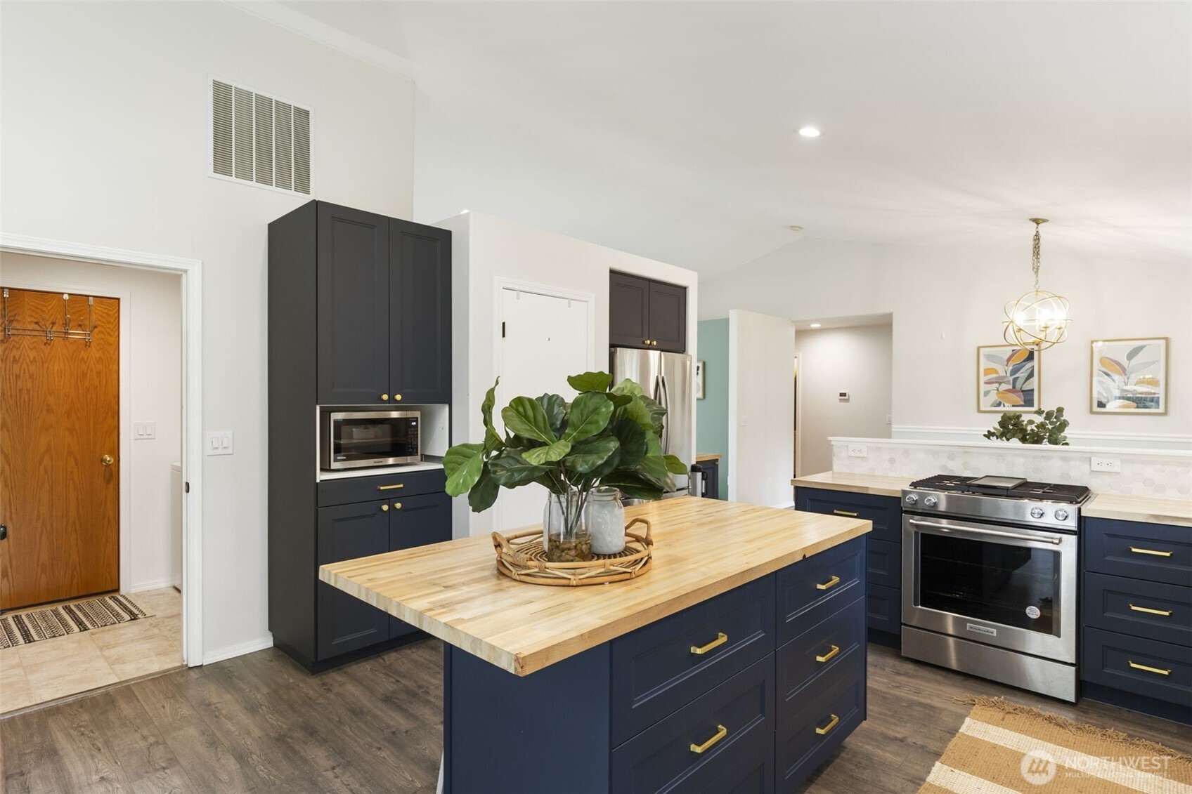 34 Fairbreeze Drive