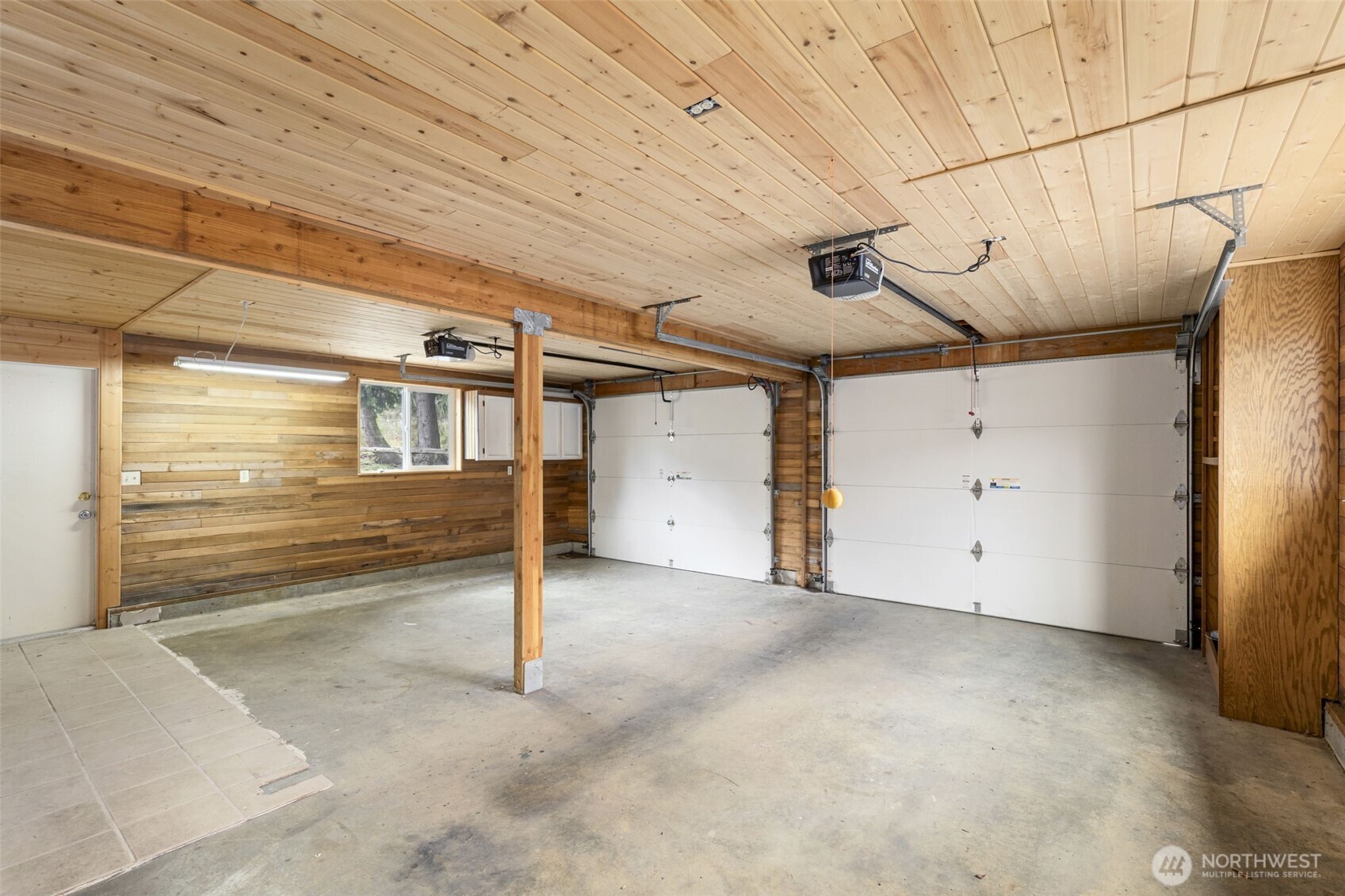 121 Ridge Drive