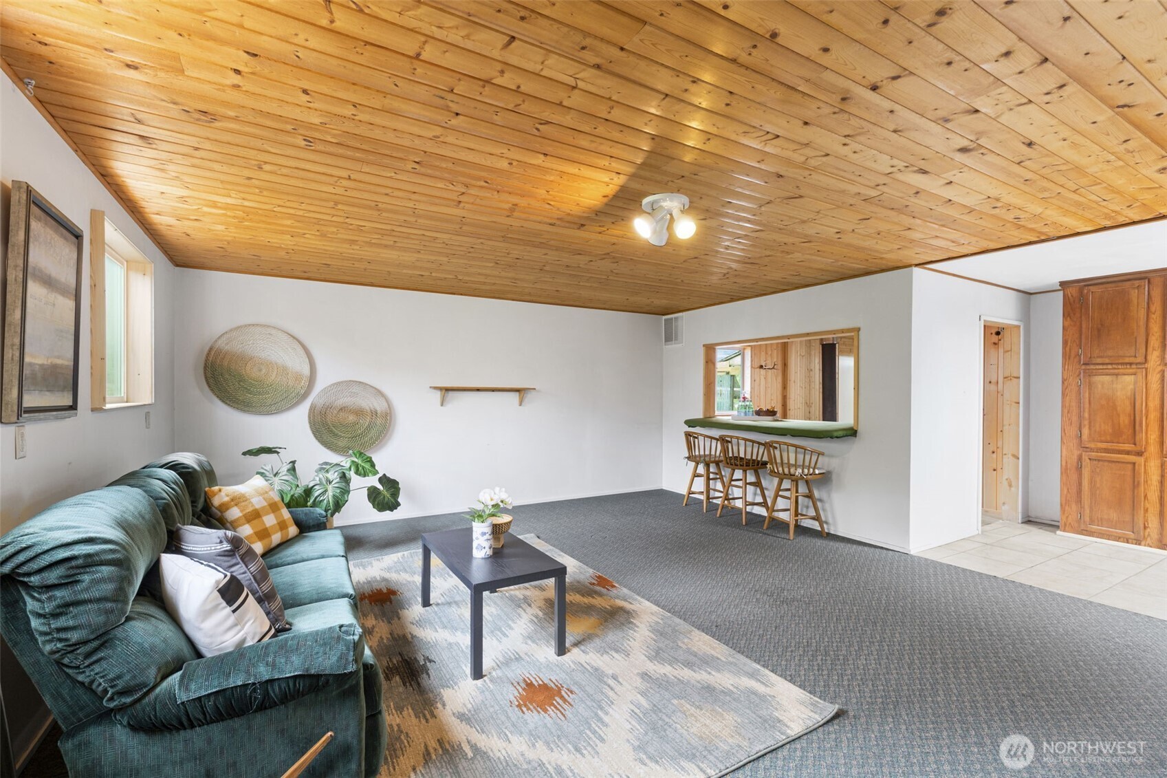 121 Ridge Drive