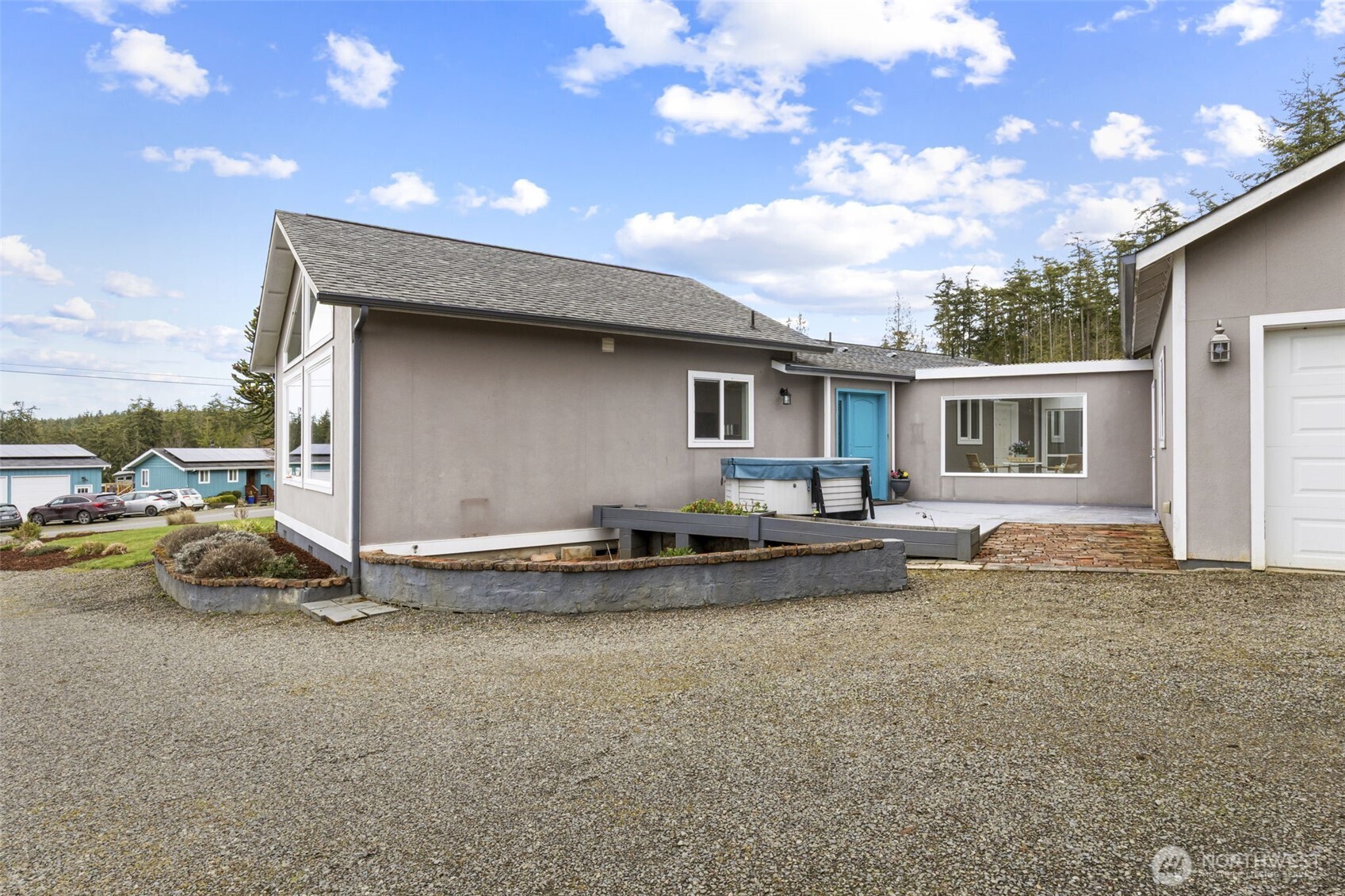 121 Ridge Drive