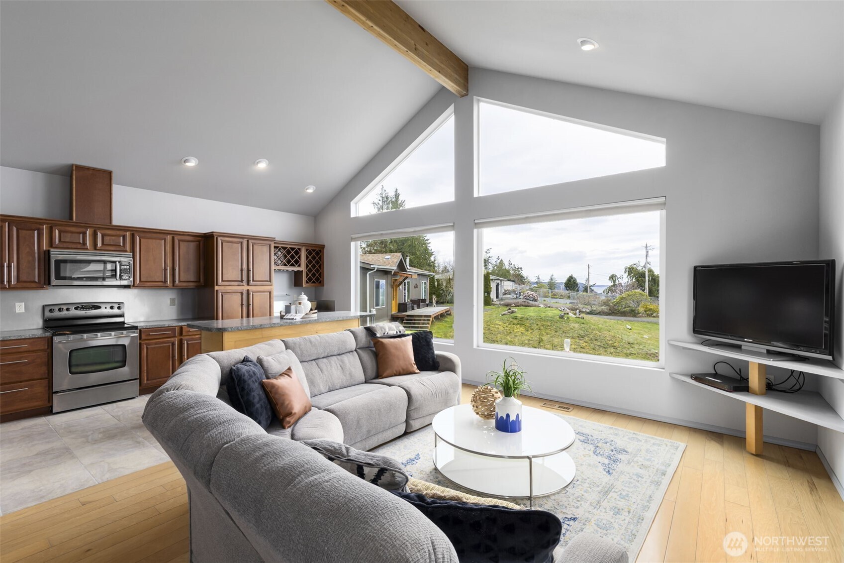 121 Ridge Drive