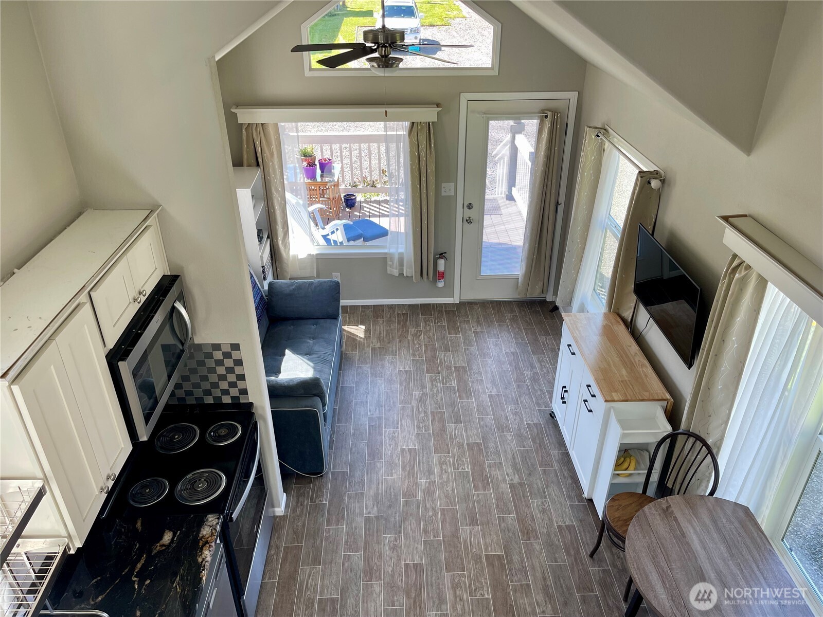 6062 Hwy 20 Unit: 9