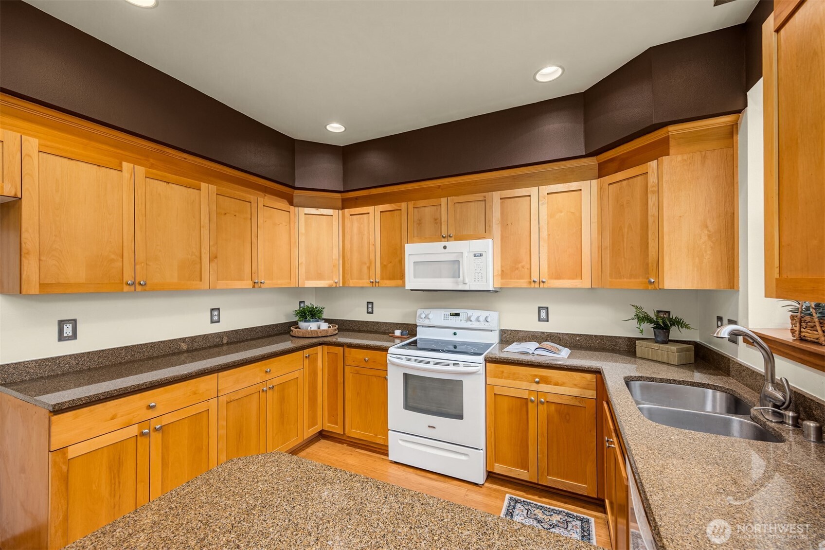 192 Whimbrel Lane NE