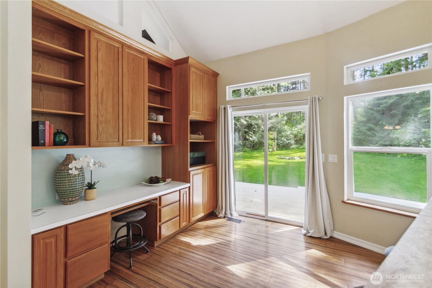 387 Arcadia West