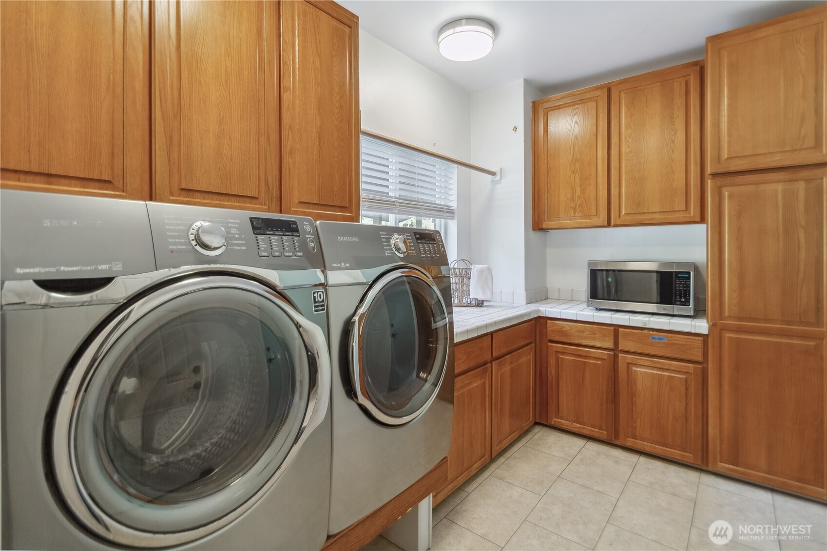 387 Arcadia West