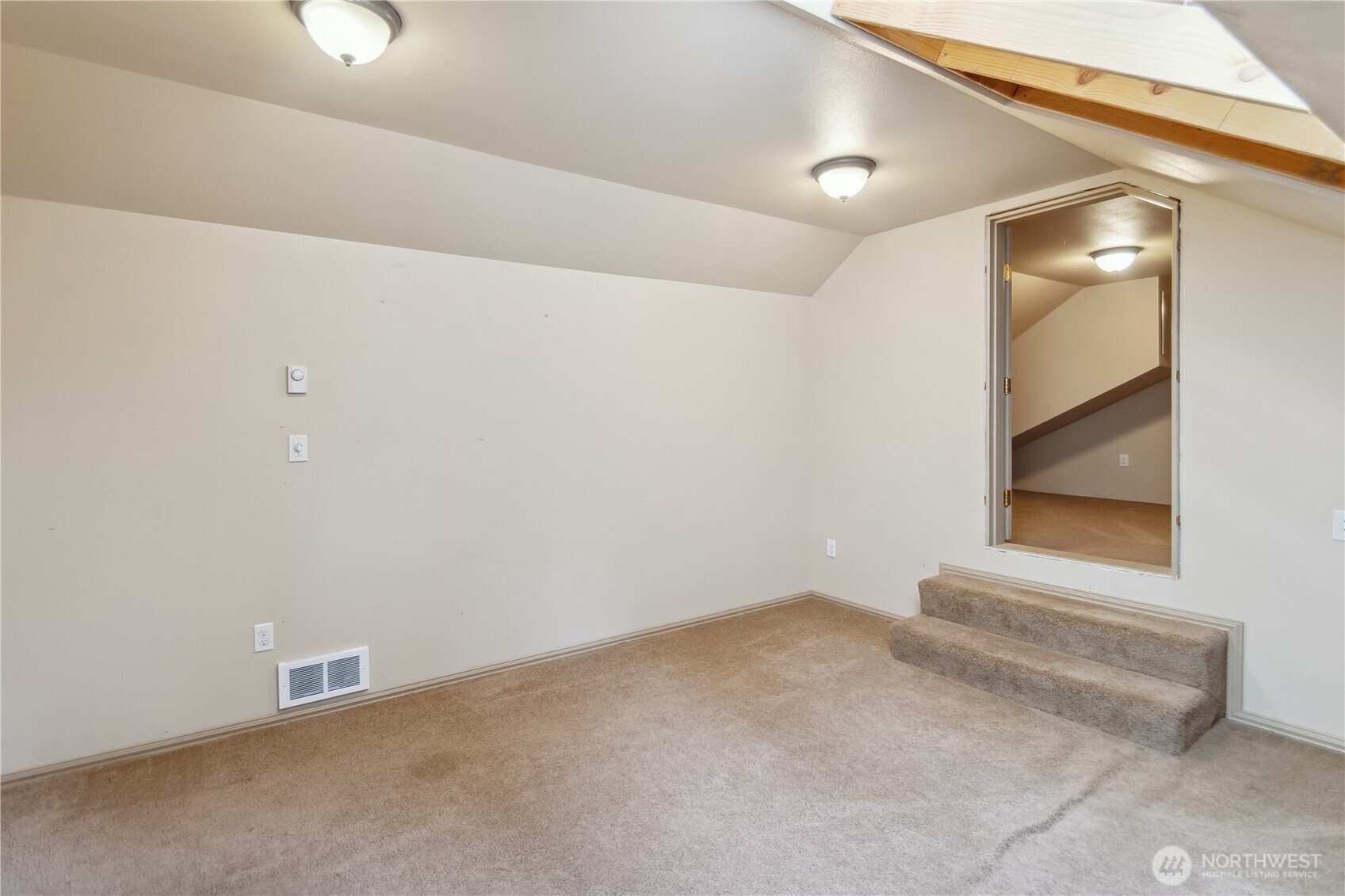 387 Arcadia West