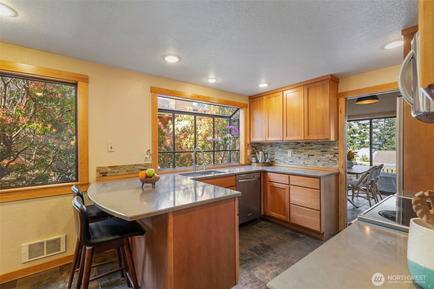30 Bluffs Drive Unit: 2
