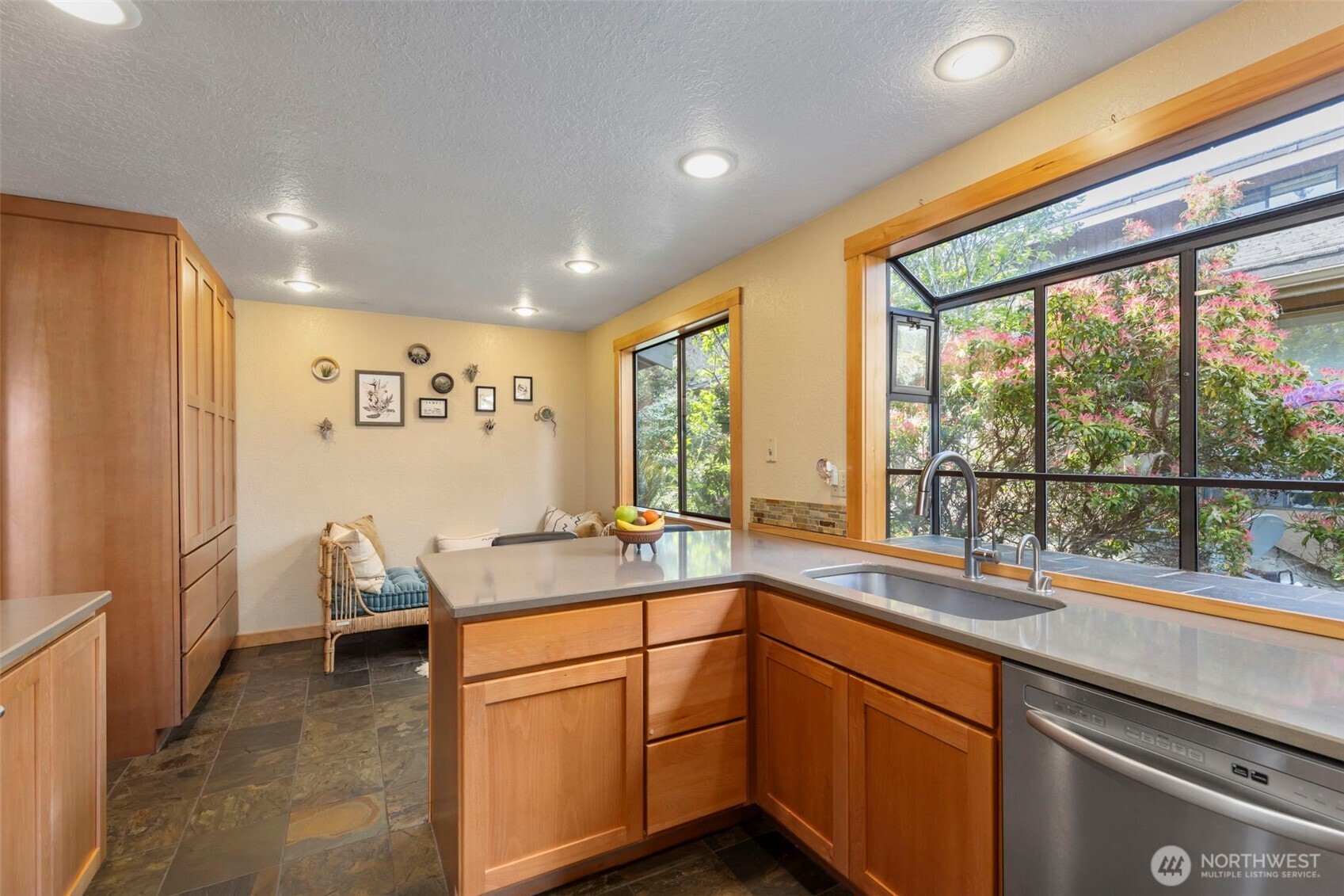 30 Bluffs Drive Unit: 2