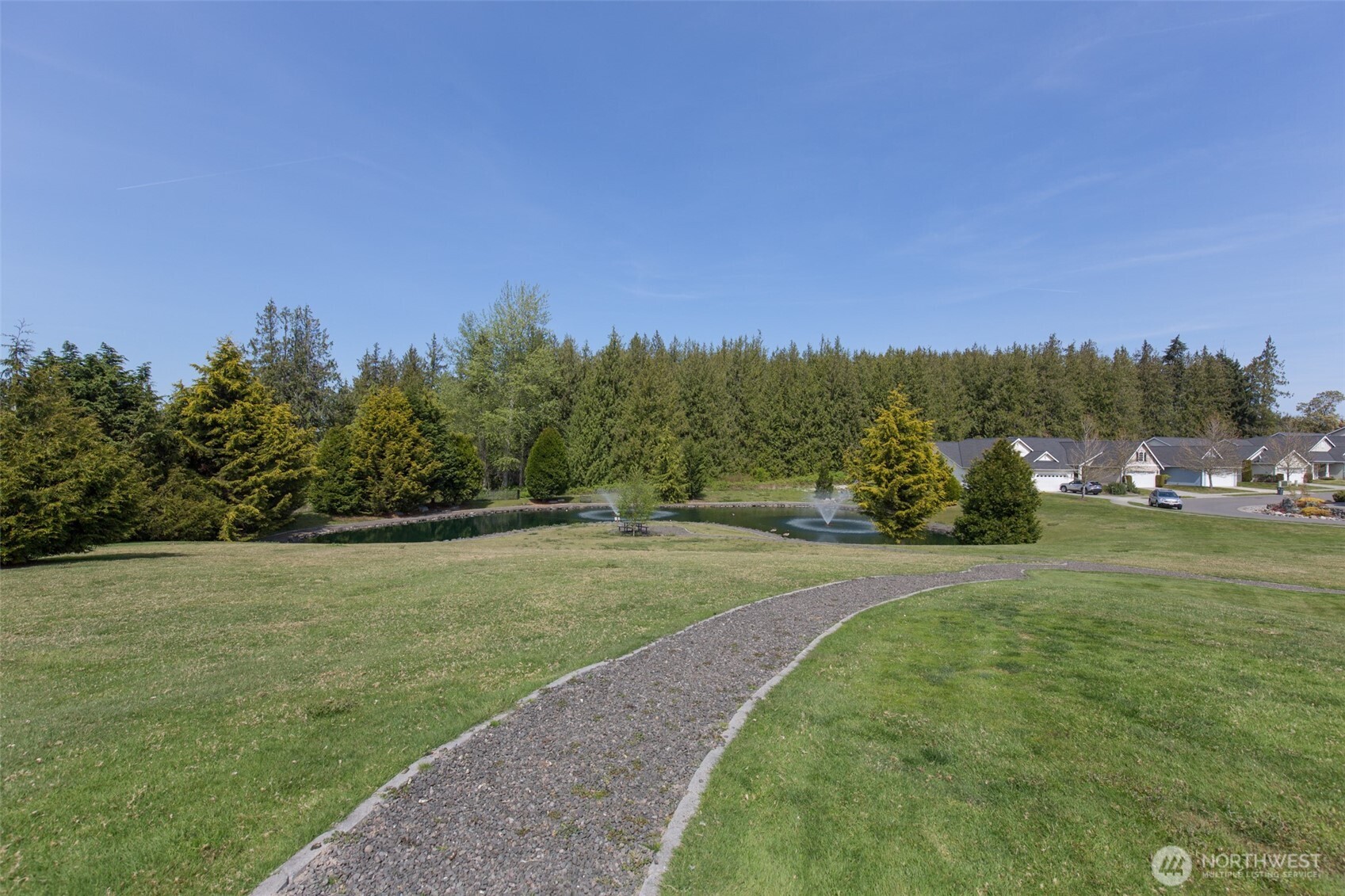 100 Pinehurst Loop