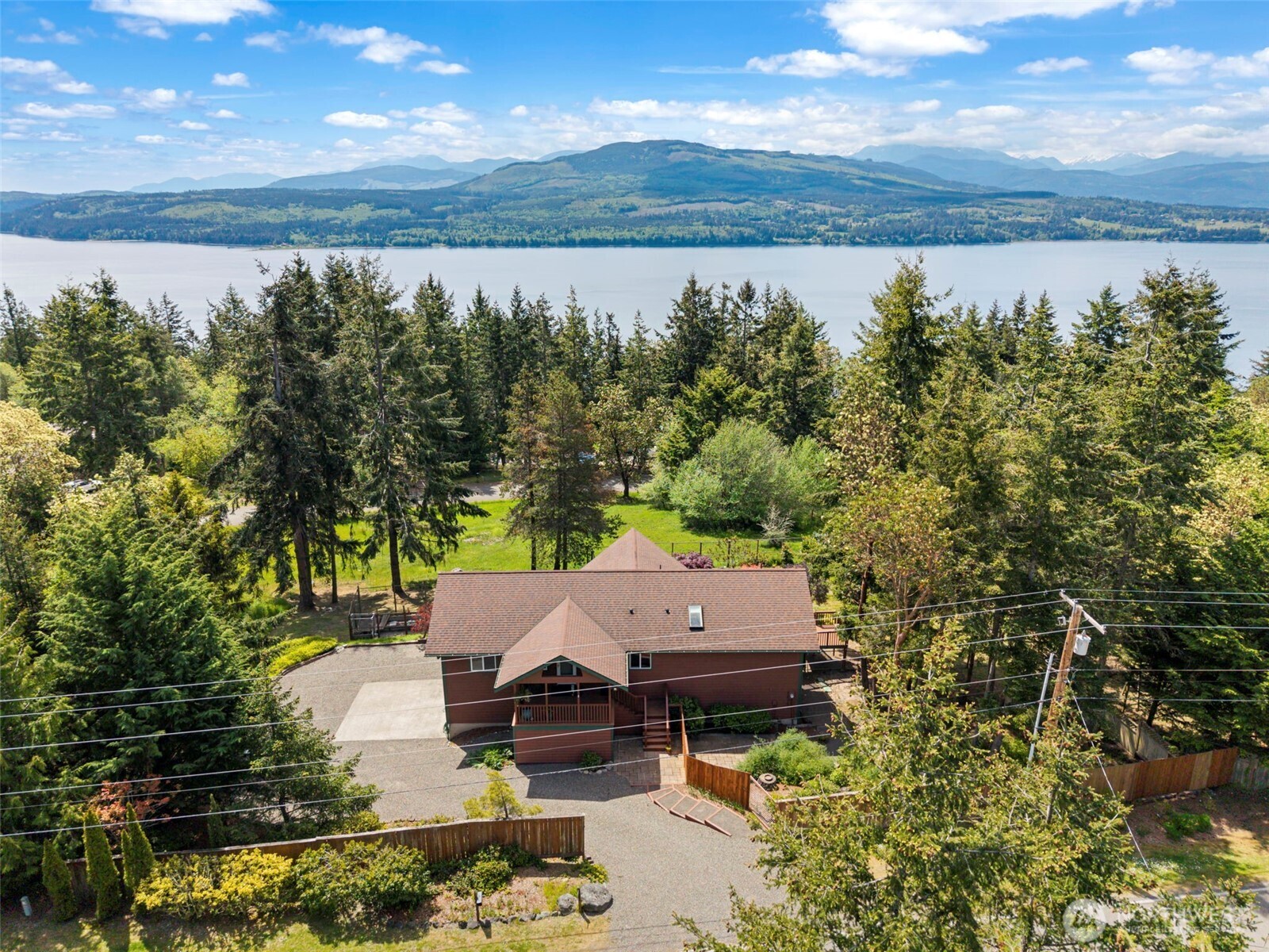 5462 Cape George Road