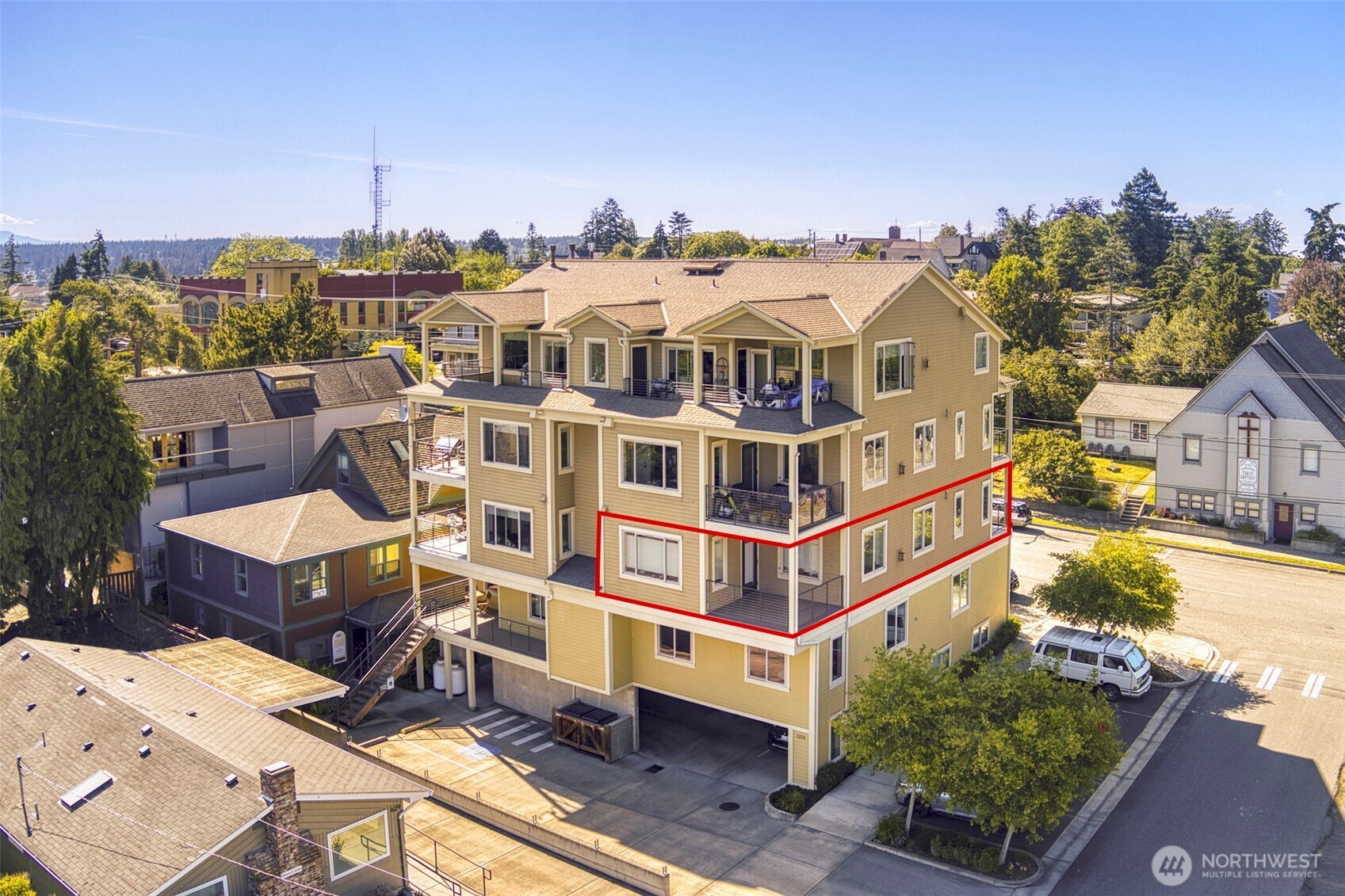 1215 Lawrence Street Unit: 201