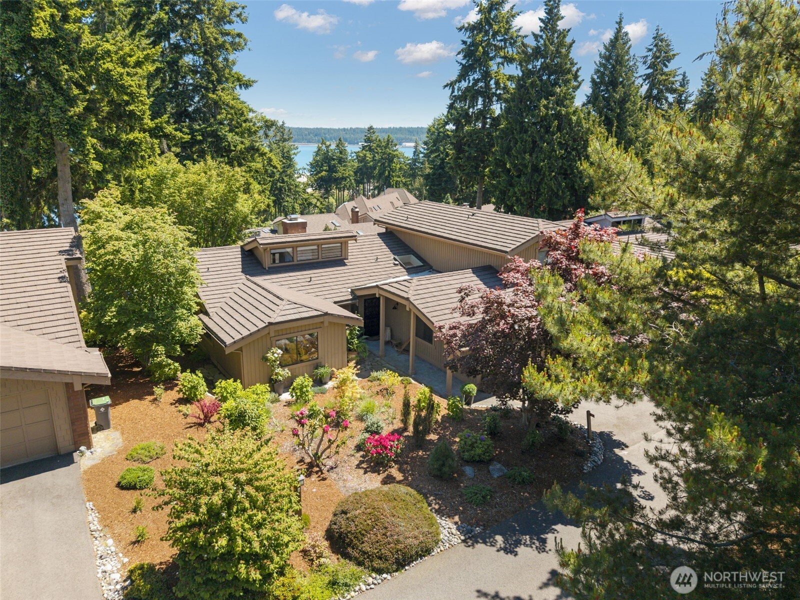 50 Bluffs Drive Unit: 2