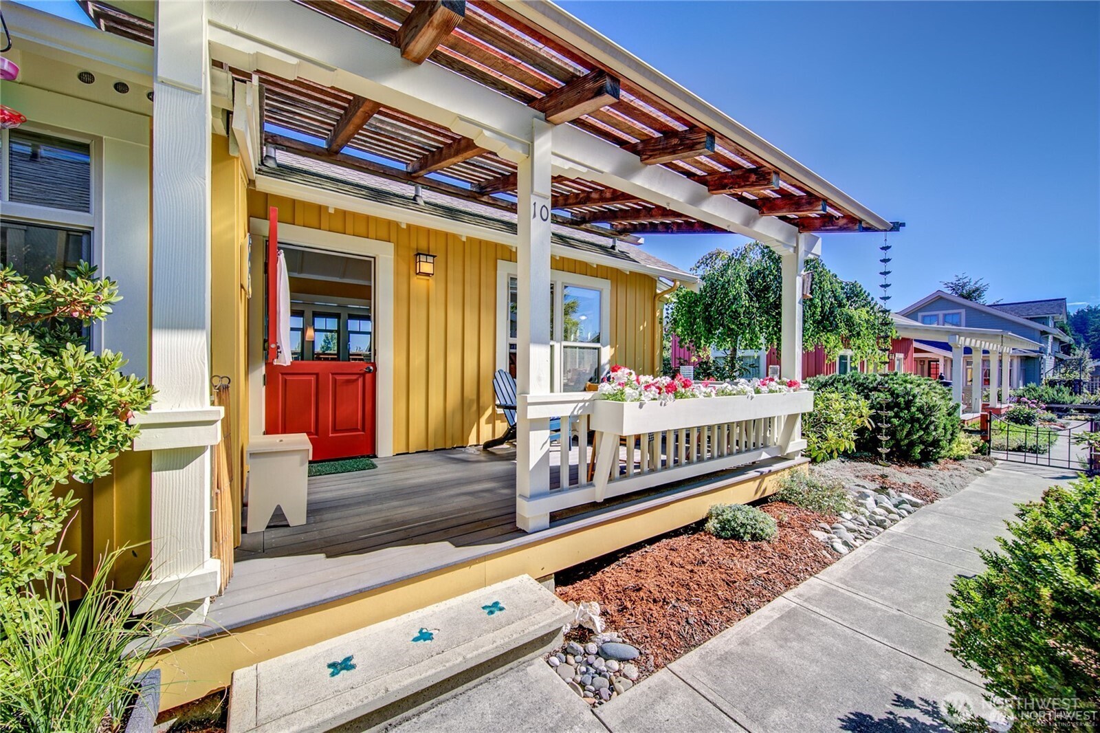 303 Castellano Way Unit: 10