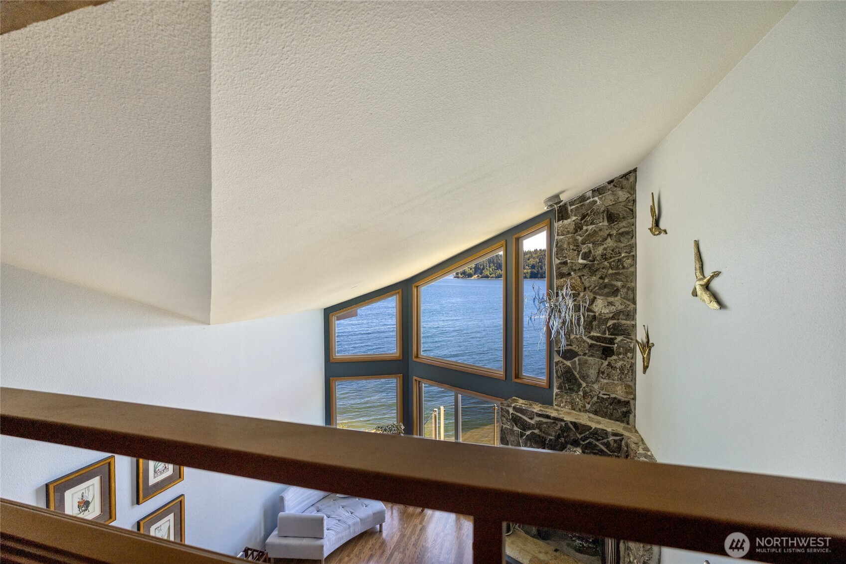 140 Admiralty Ln Unit: 370