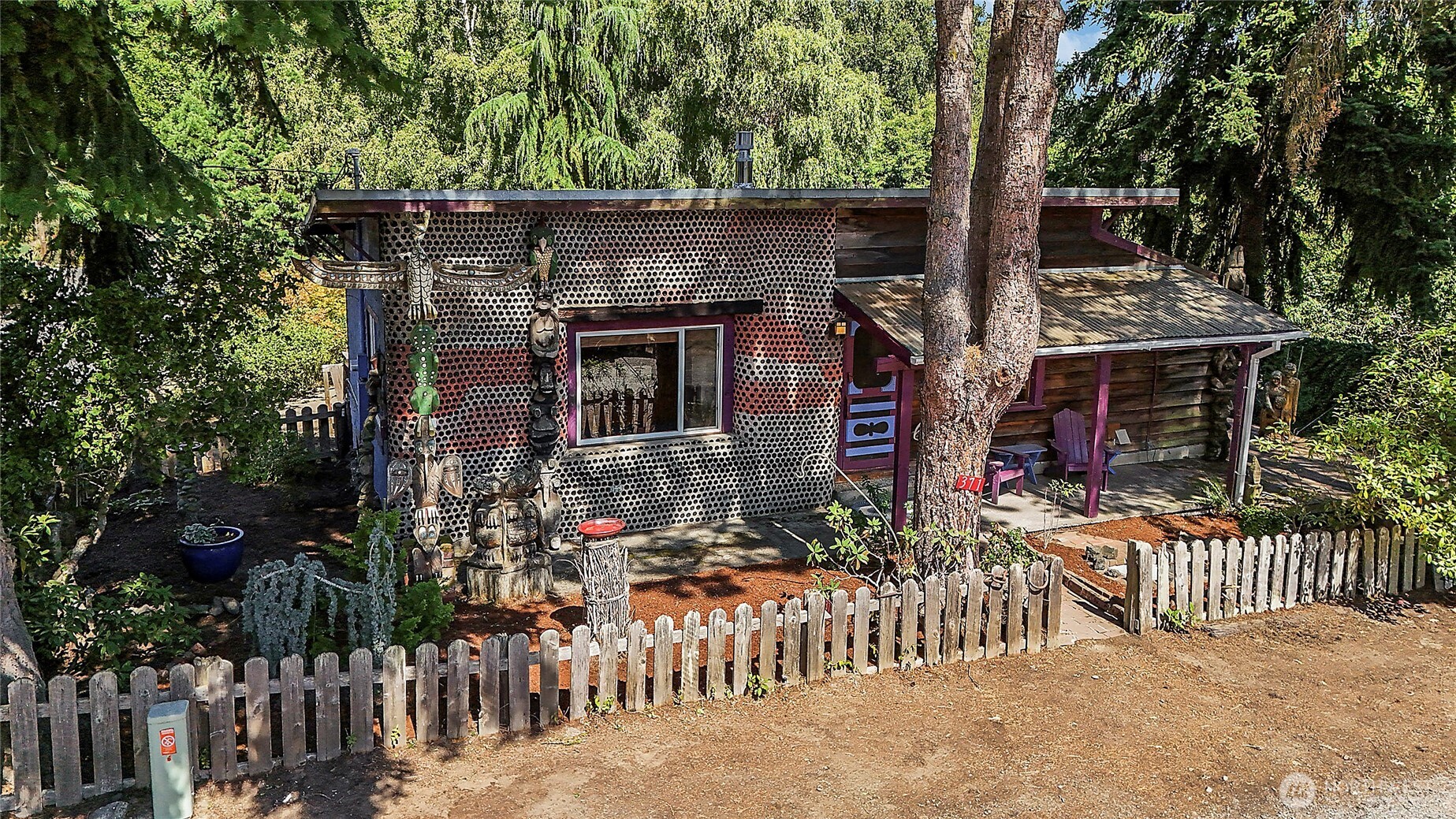 371 E Price Street