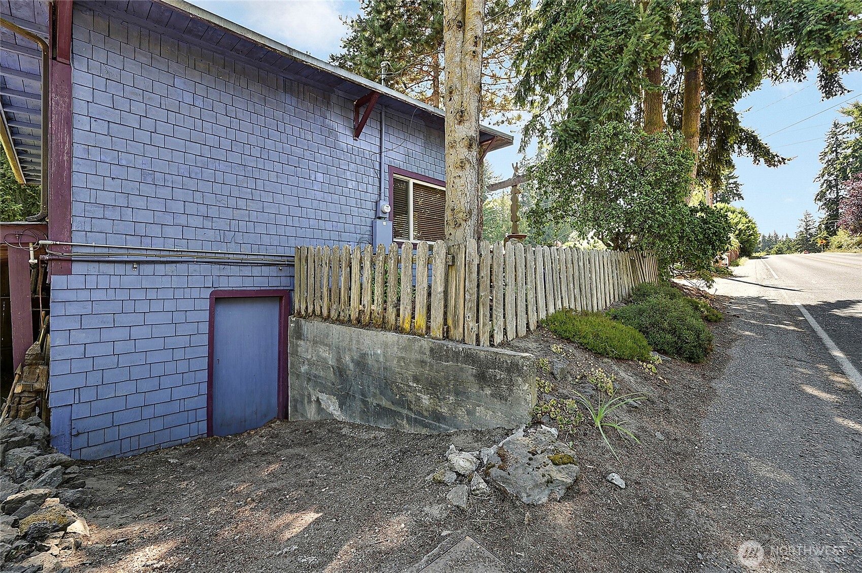 371 E Price Street