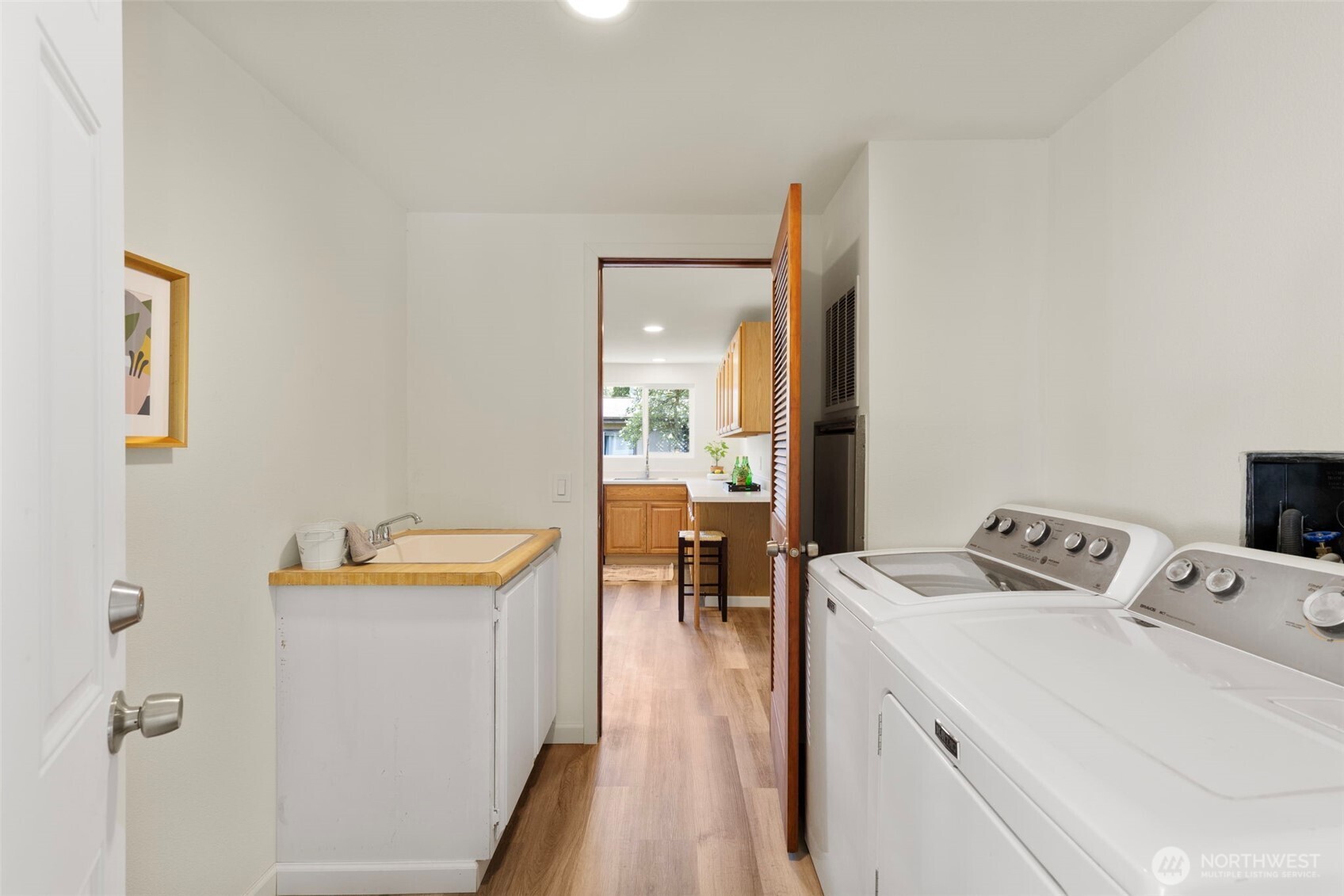 2012 Queen Anne Place