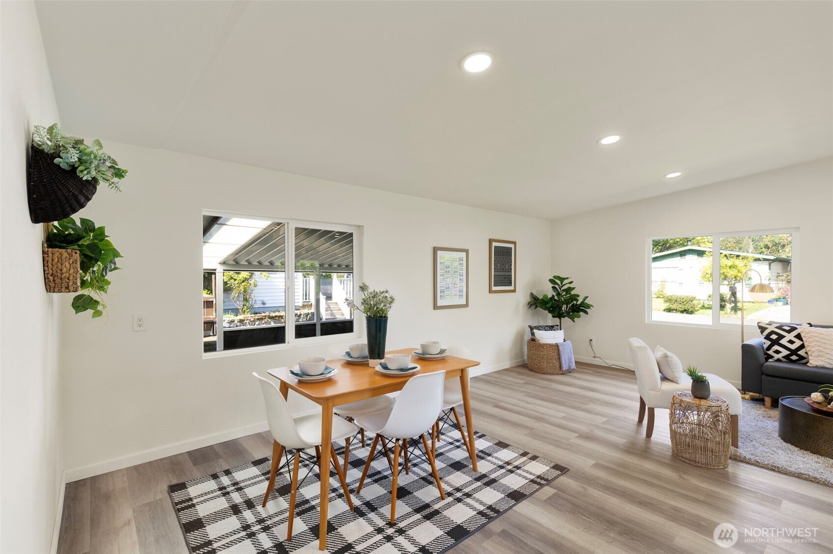 2012 Queen Anne Place