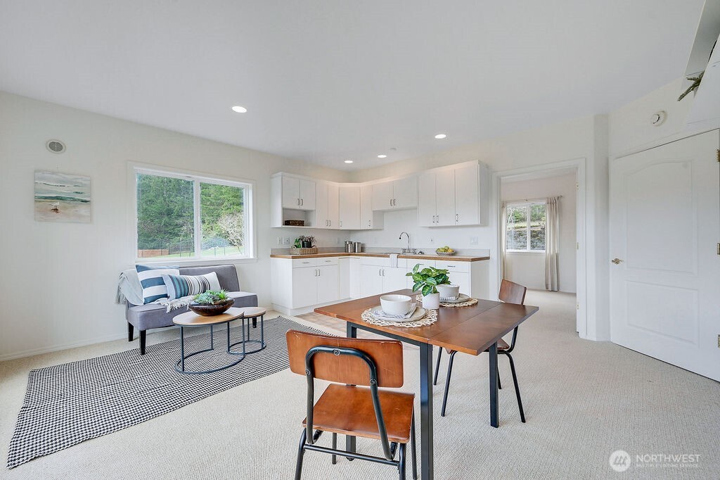 275404 Highway 101