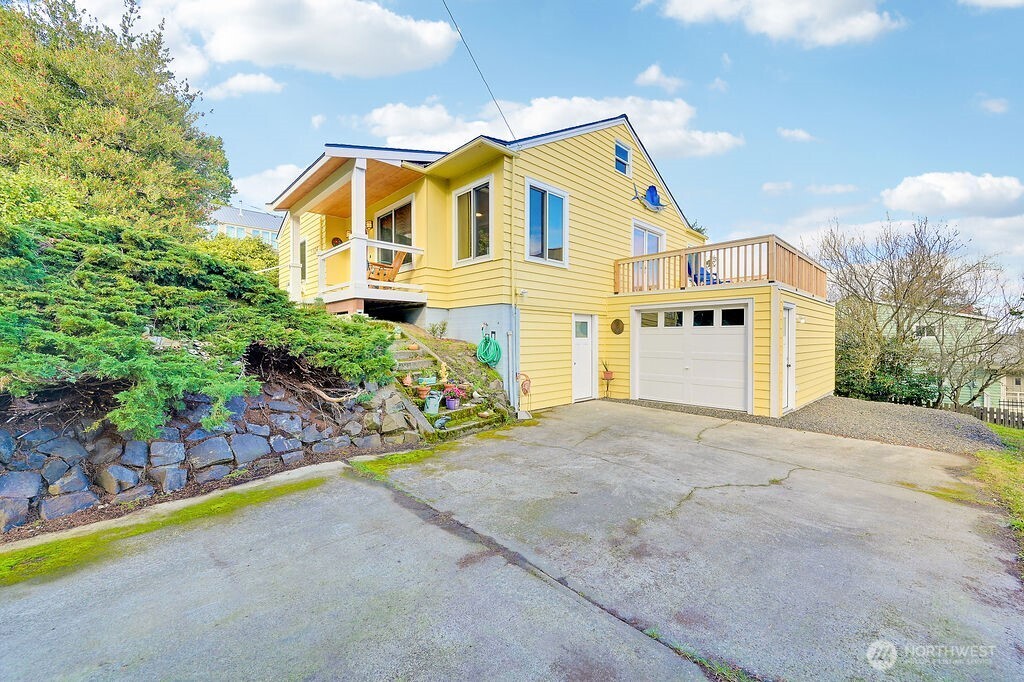 1106 Madison