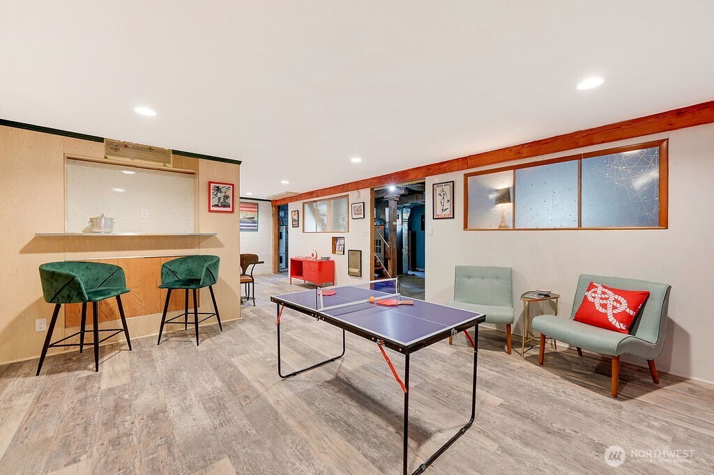 1106 Madison