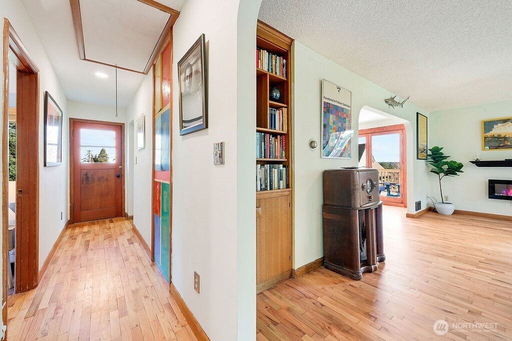 1106 Madison