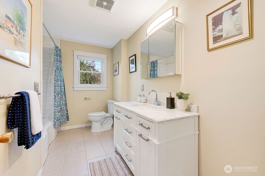 1106 Madison