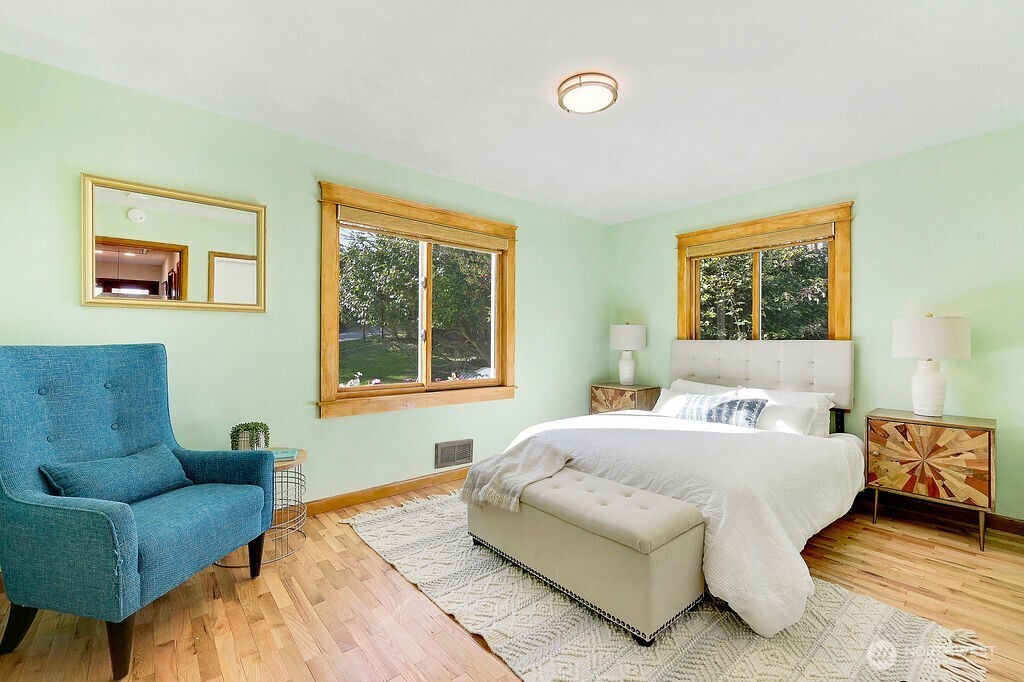 1106 Madison