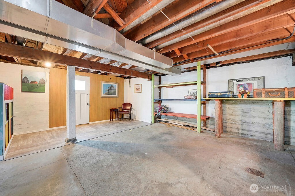 1106 Madison