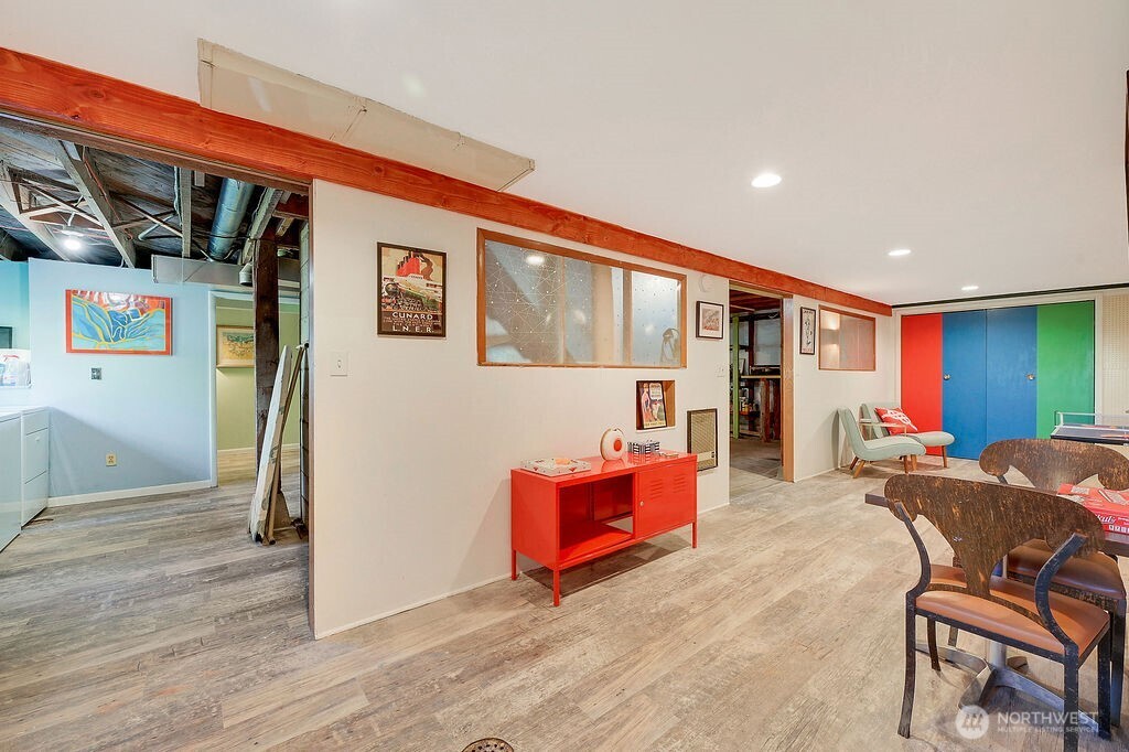 1106 Madison